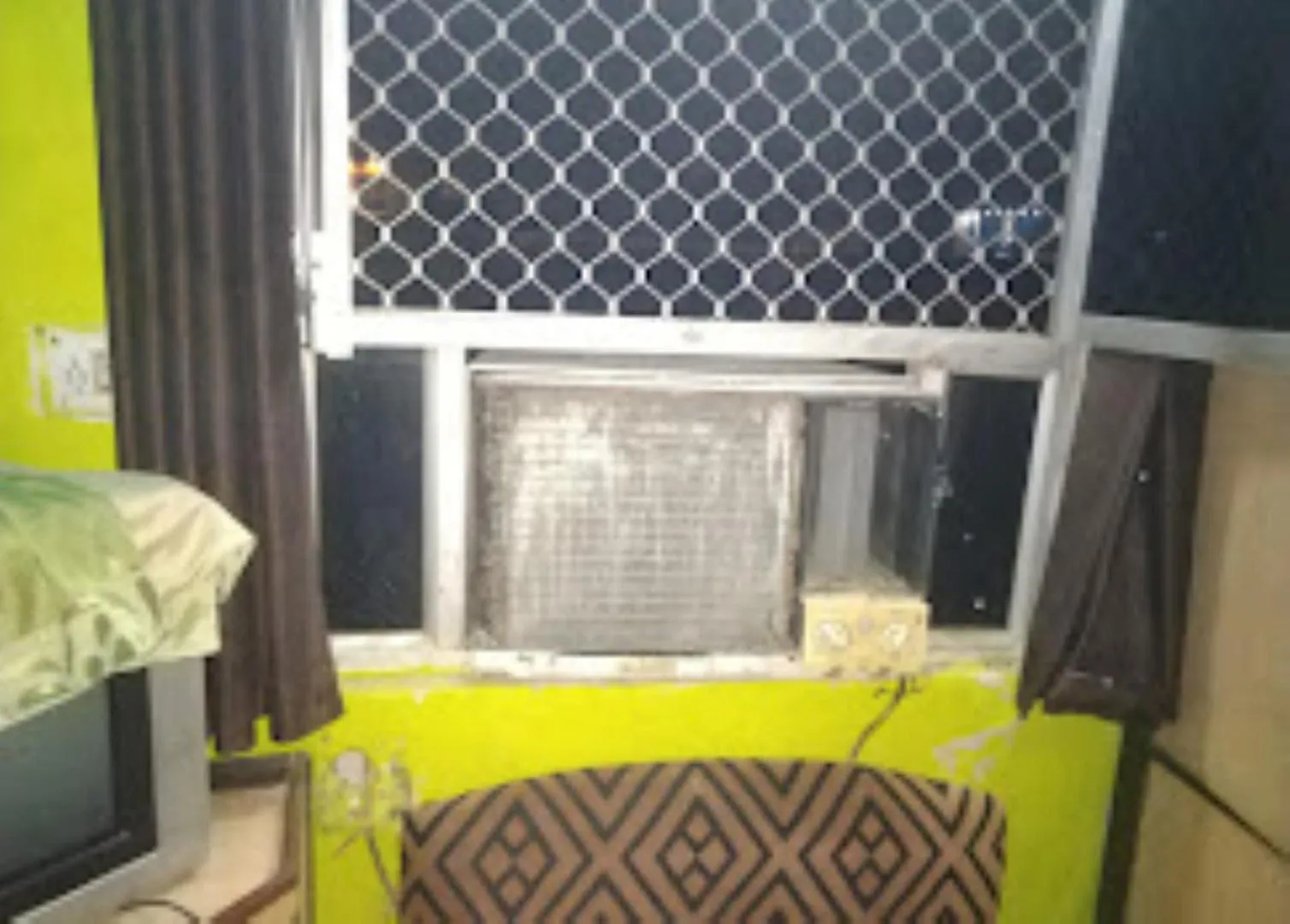 TV and multimedia in Muskan Hotel , Mathura