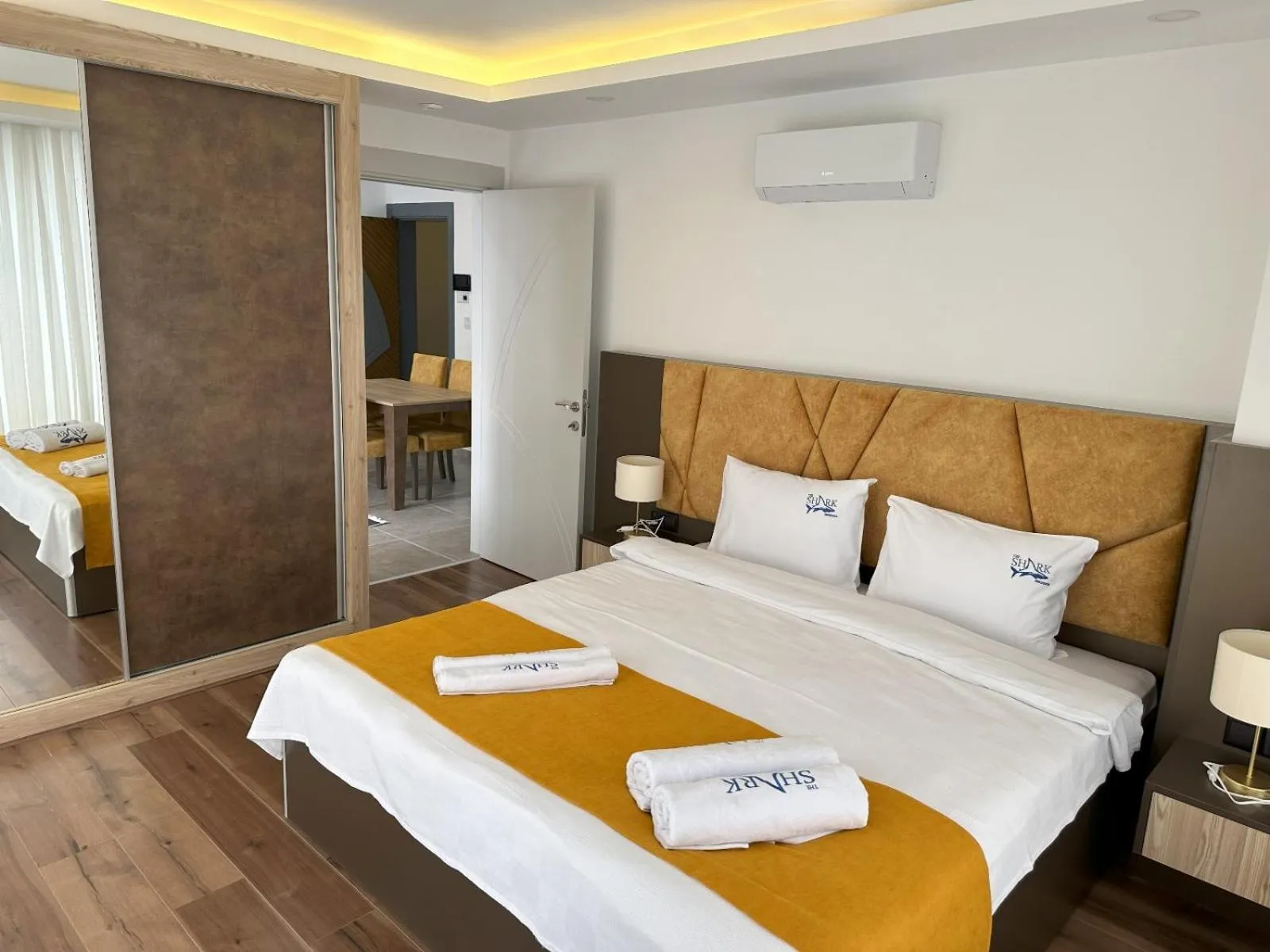 Bed in Nurel Shark Residence