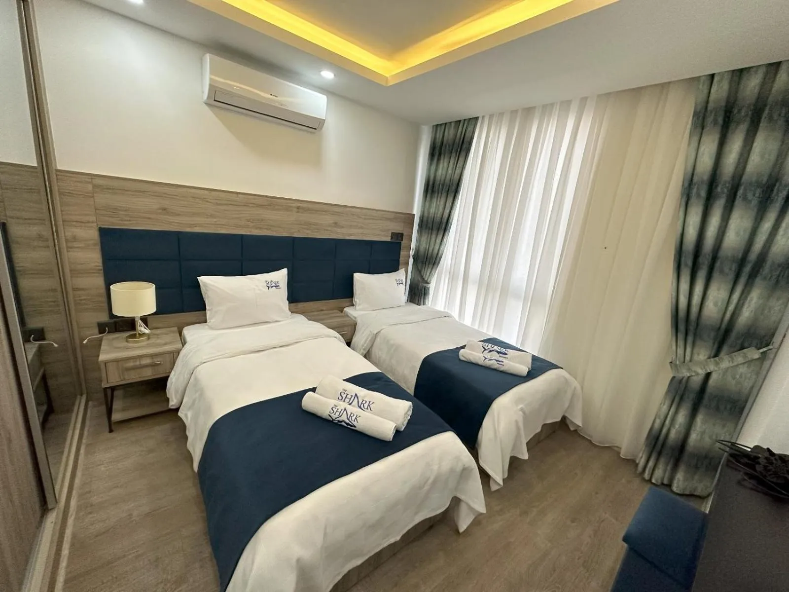 Bed in Nurel Shark Residence