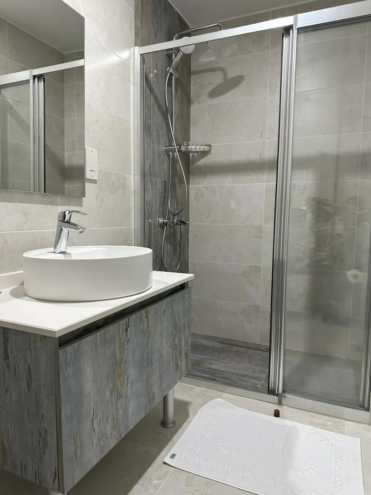 Toilet in Nurel Shark Residence