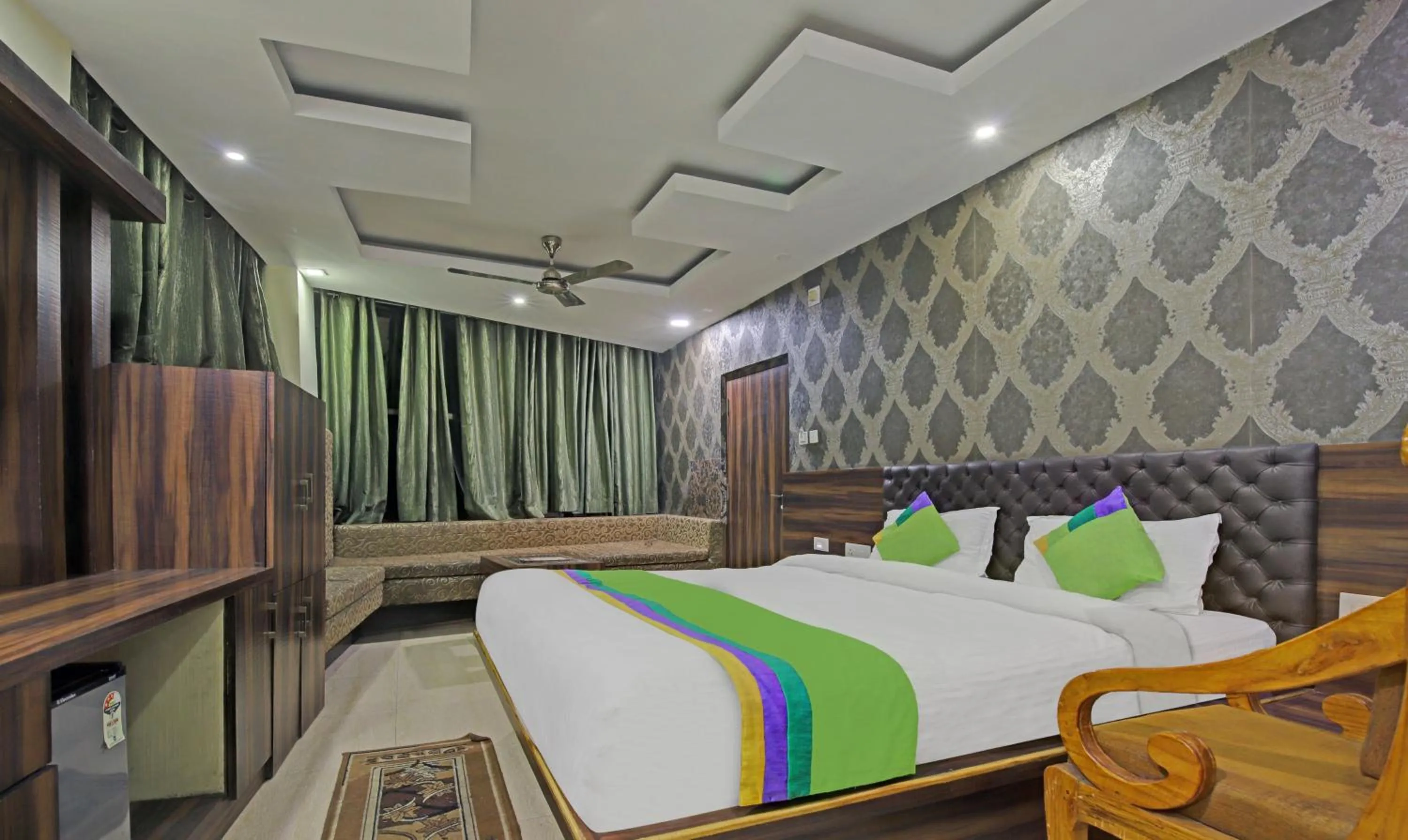 Bedroom, Bed in Treebo Archie Regency