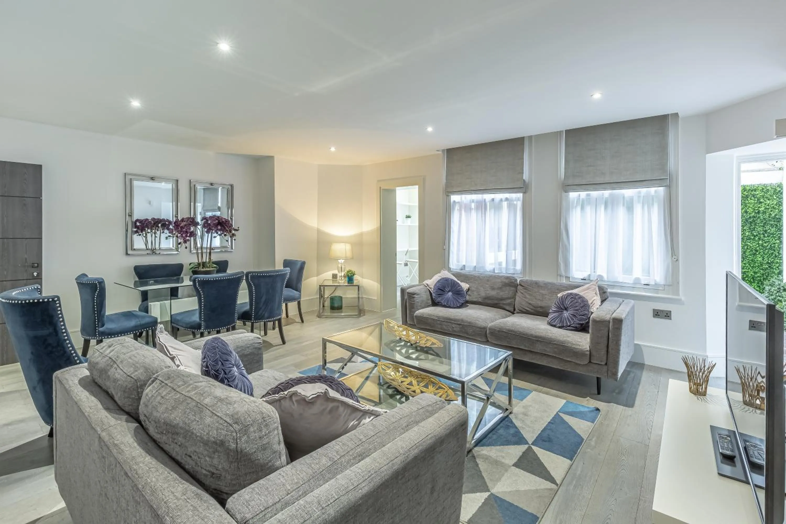 Seating area in Green Street Residences by Aeria Apartments