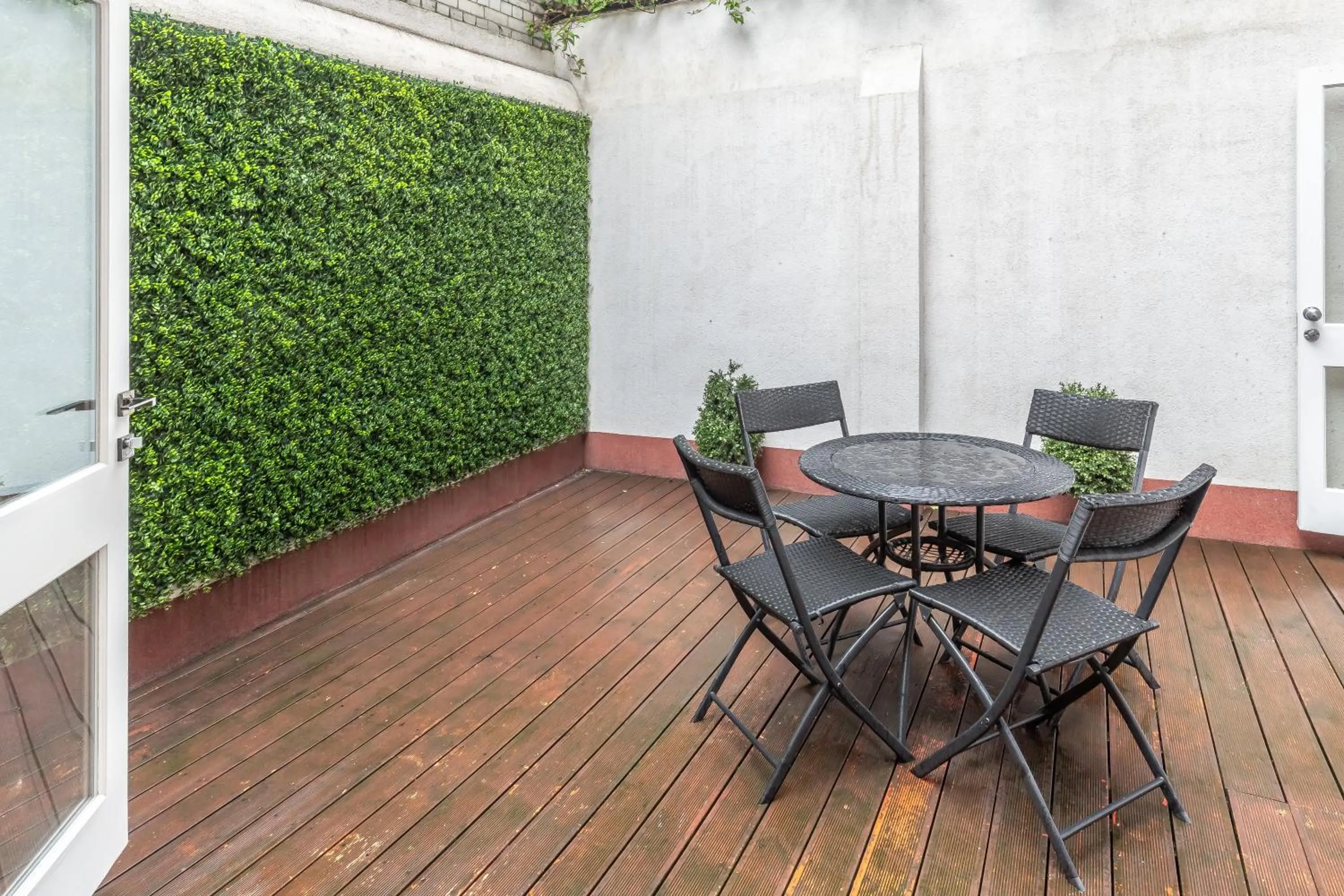 Green Street Residences by Aeria Apartments