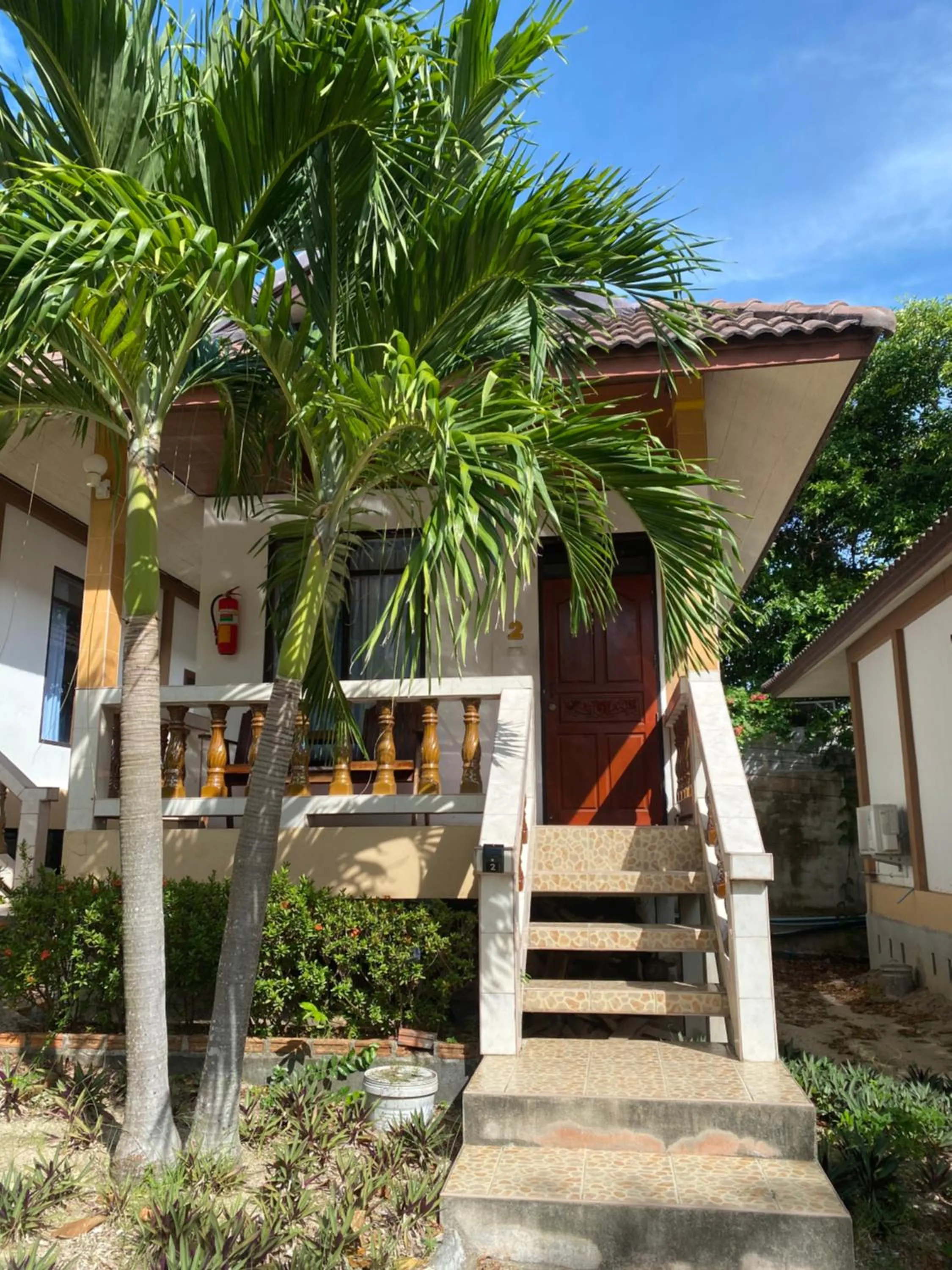 Property building in Rainbow Bungalow Haadrin Koh Phangan
