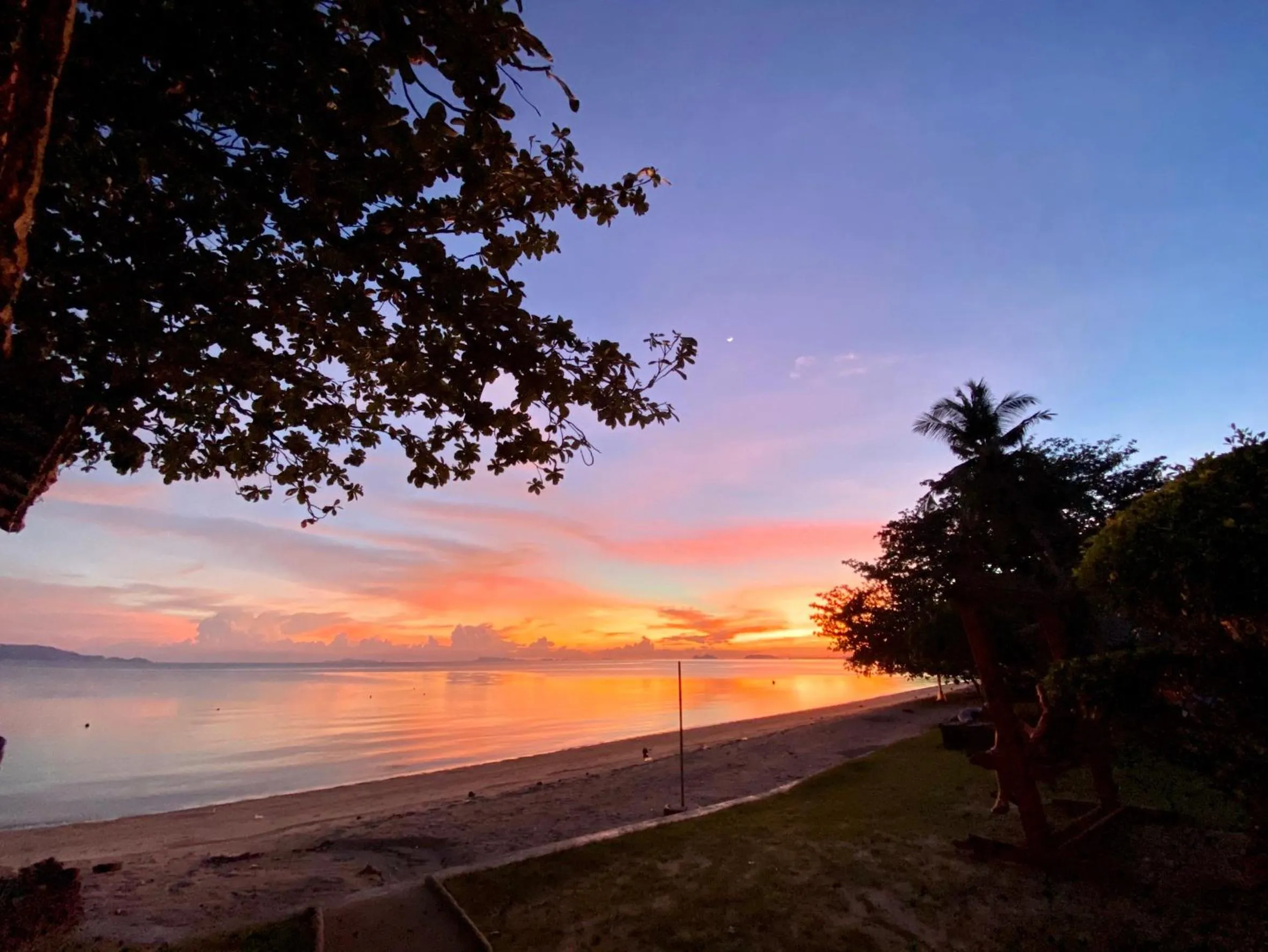 Rainbow Bungalow Haadrin Koh Phangan