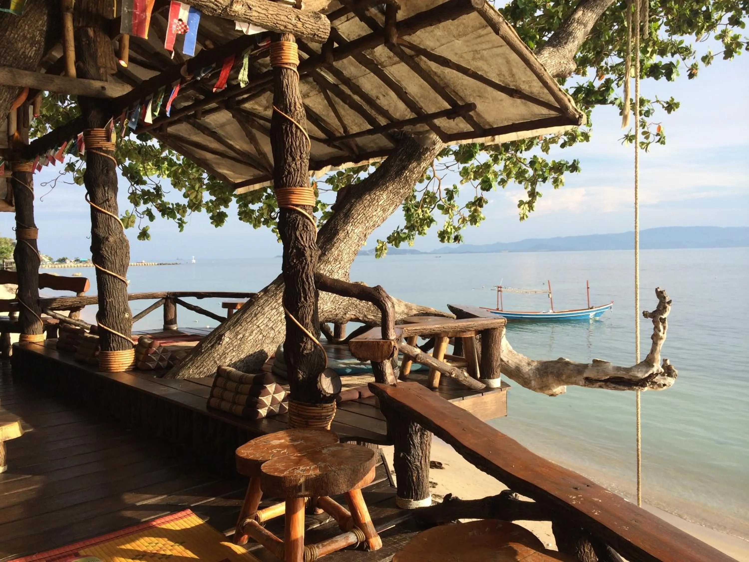 Restaurant/places to eat in Rainbow Bungalow Haadrin Koh Phangan