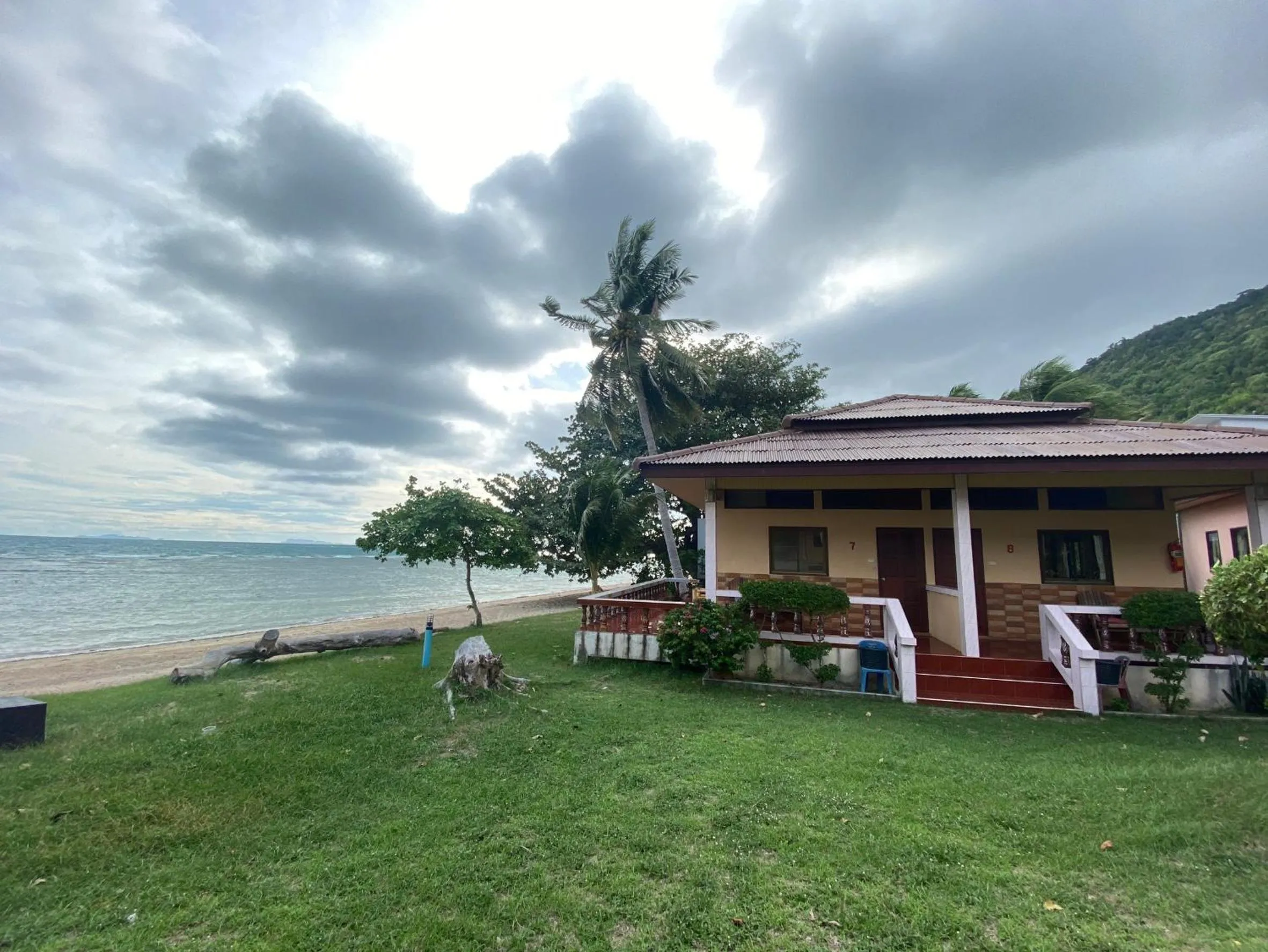 Rainbow Bungalow Haadrin Koh Phangan