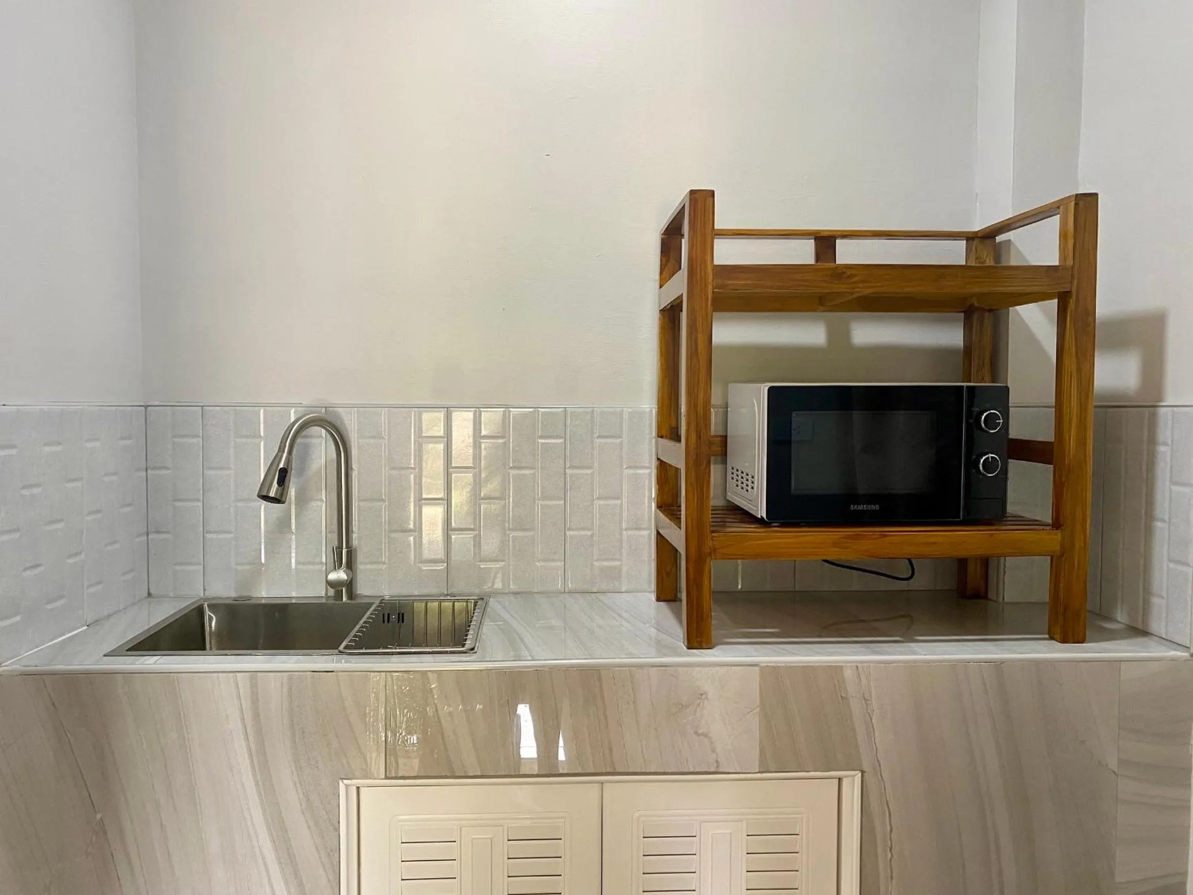 Rainbow Bungalow Haadrin Koh Phangan