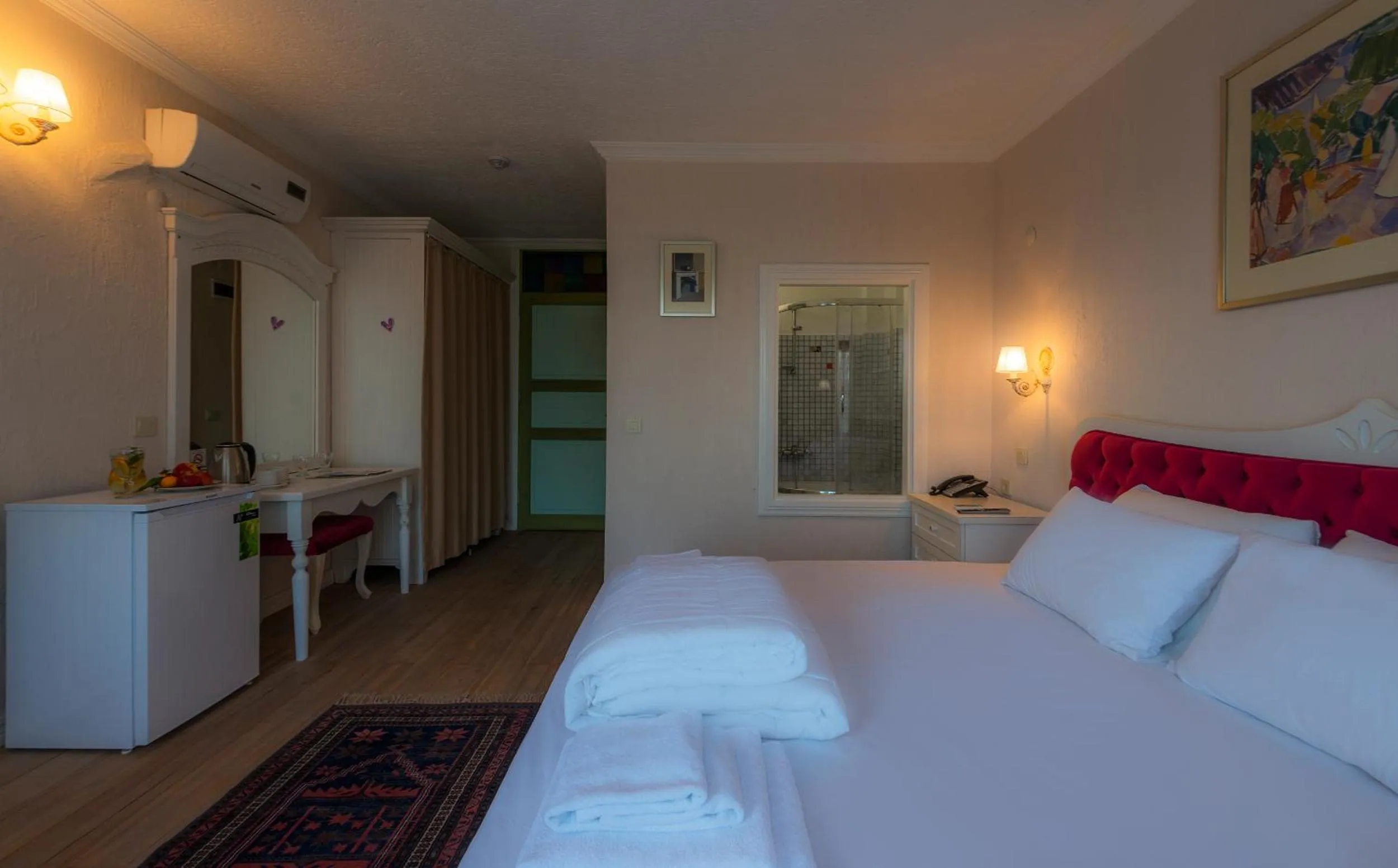 Shower, Bed in Aeneas Hotel