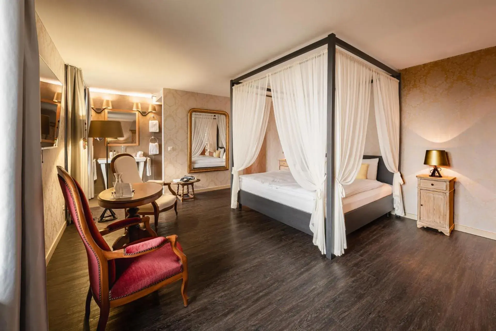 Suite in Hotel Greuterhof Islikon Suite in Hotel Greuterhof Islikon