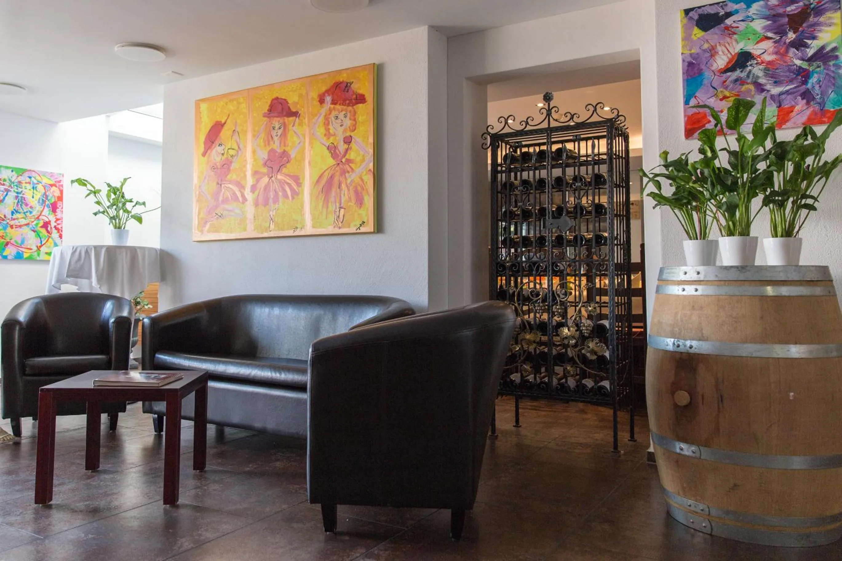 Lounge or bar in Hotel Schäfli Siebnen