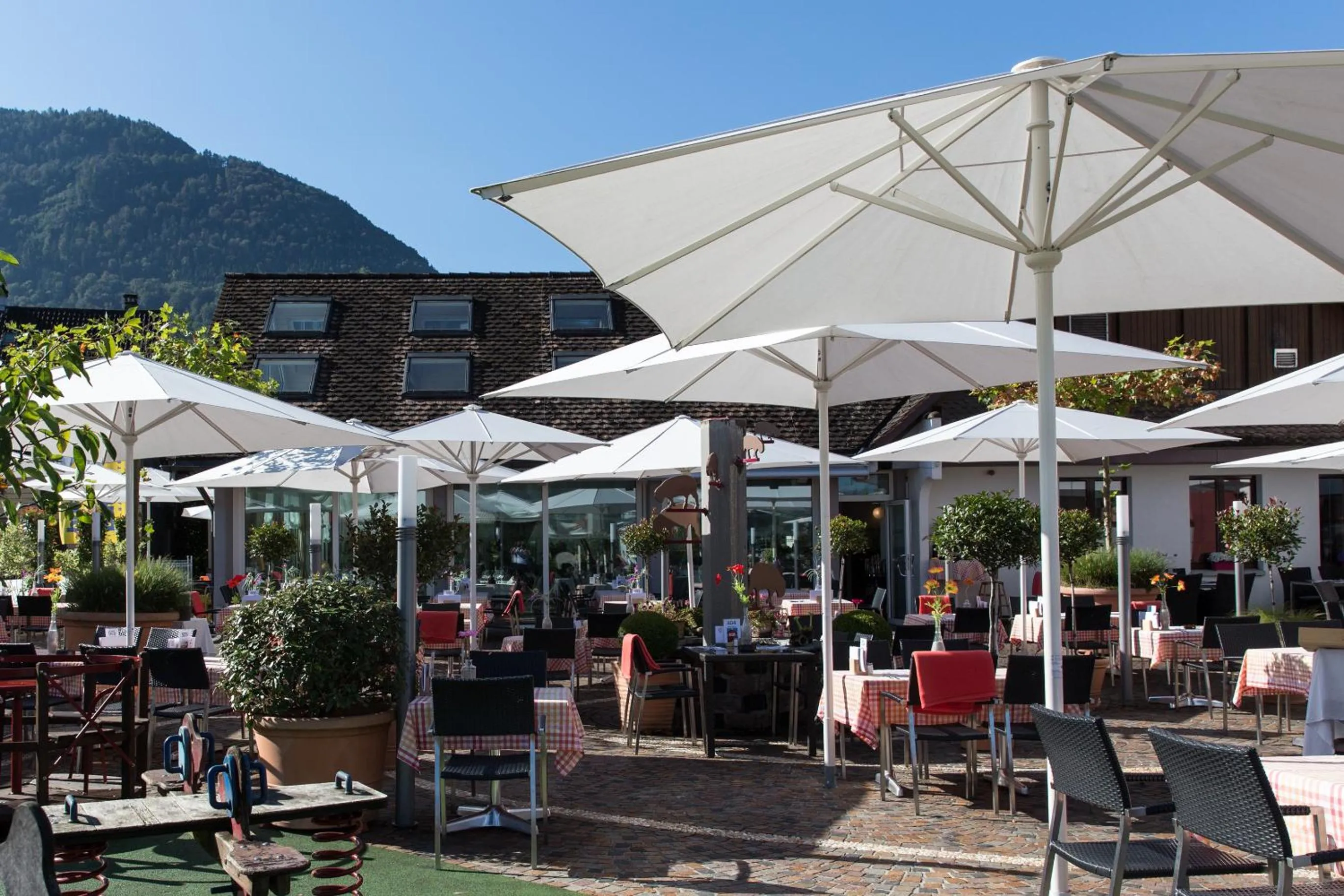 Patio in Hotel Schäfli Siebnen