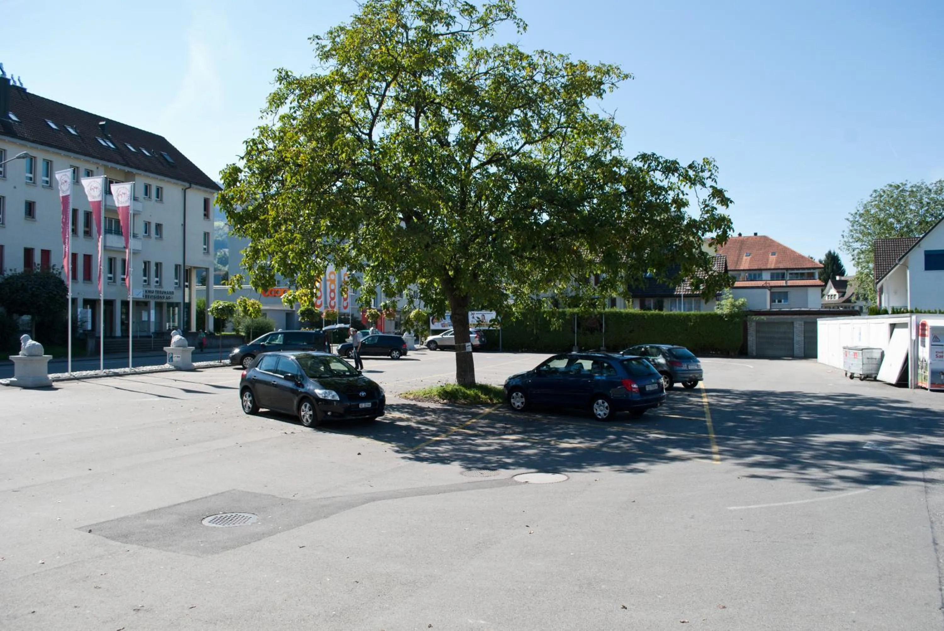 Facade/entrance in Hotel Schäfli Siebnen
