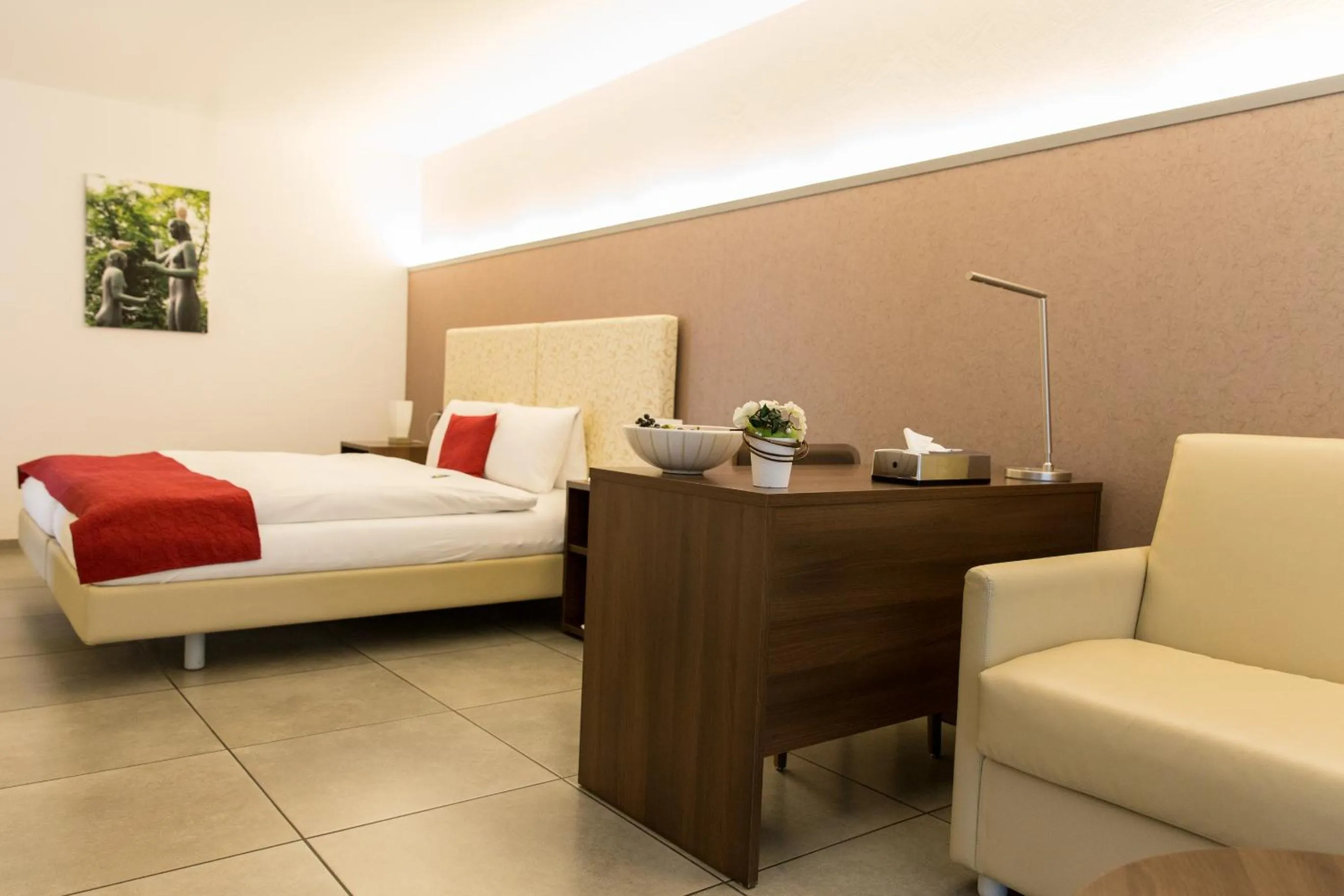 Photo of the whole room, Bed in Hotel Schäfli Siebnen