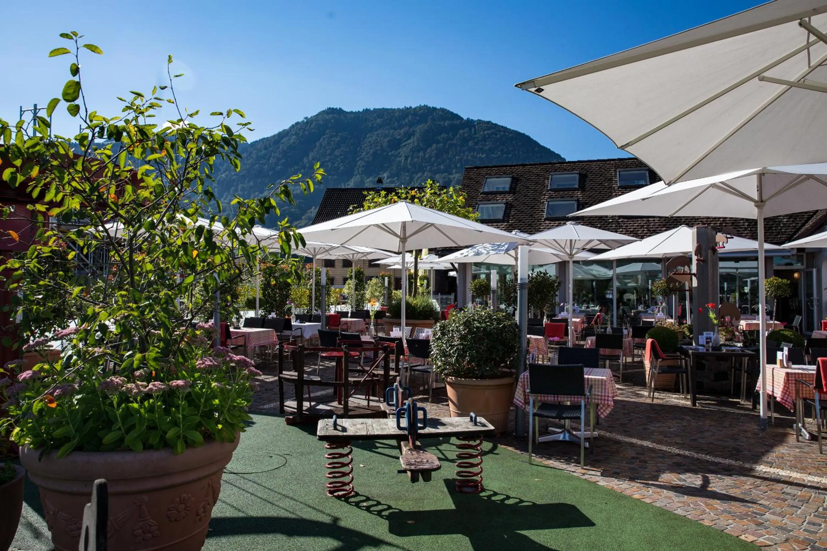 Restaurant/places to eat in Hotel Schäfli Siebnen