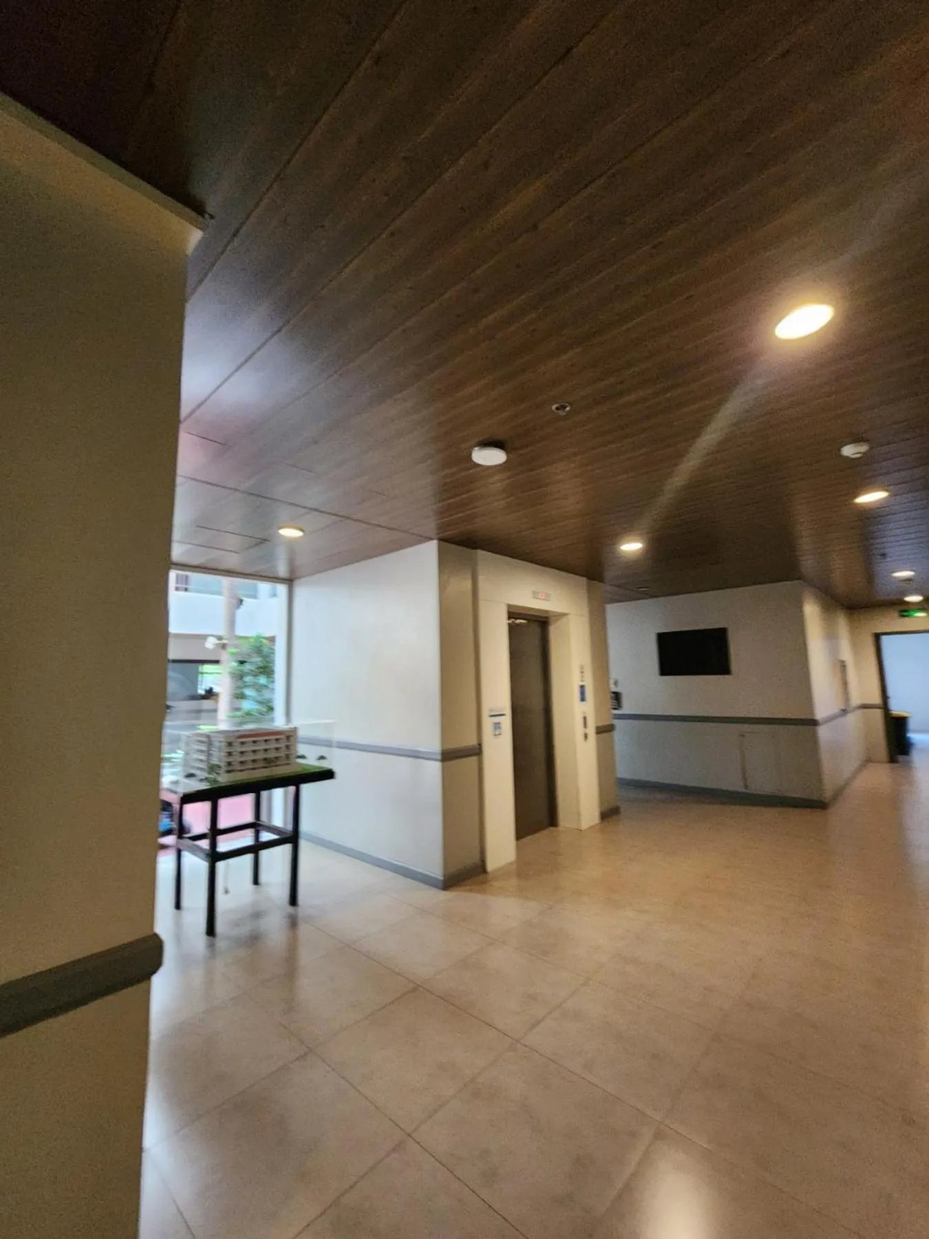 2F Vivere Condo - Govantes Properties