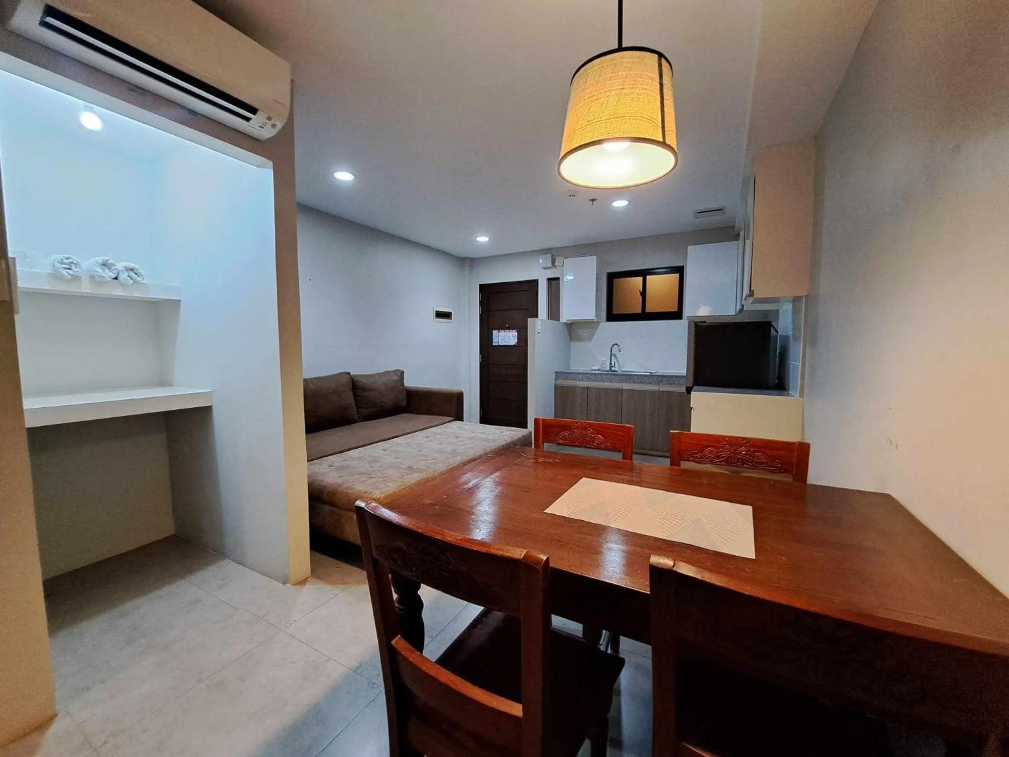 2F Vivere Condo - Govantes Properties