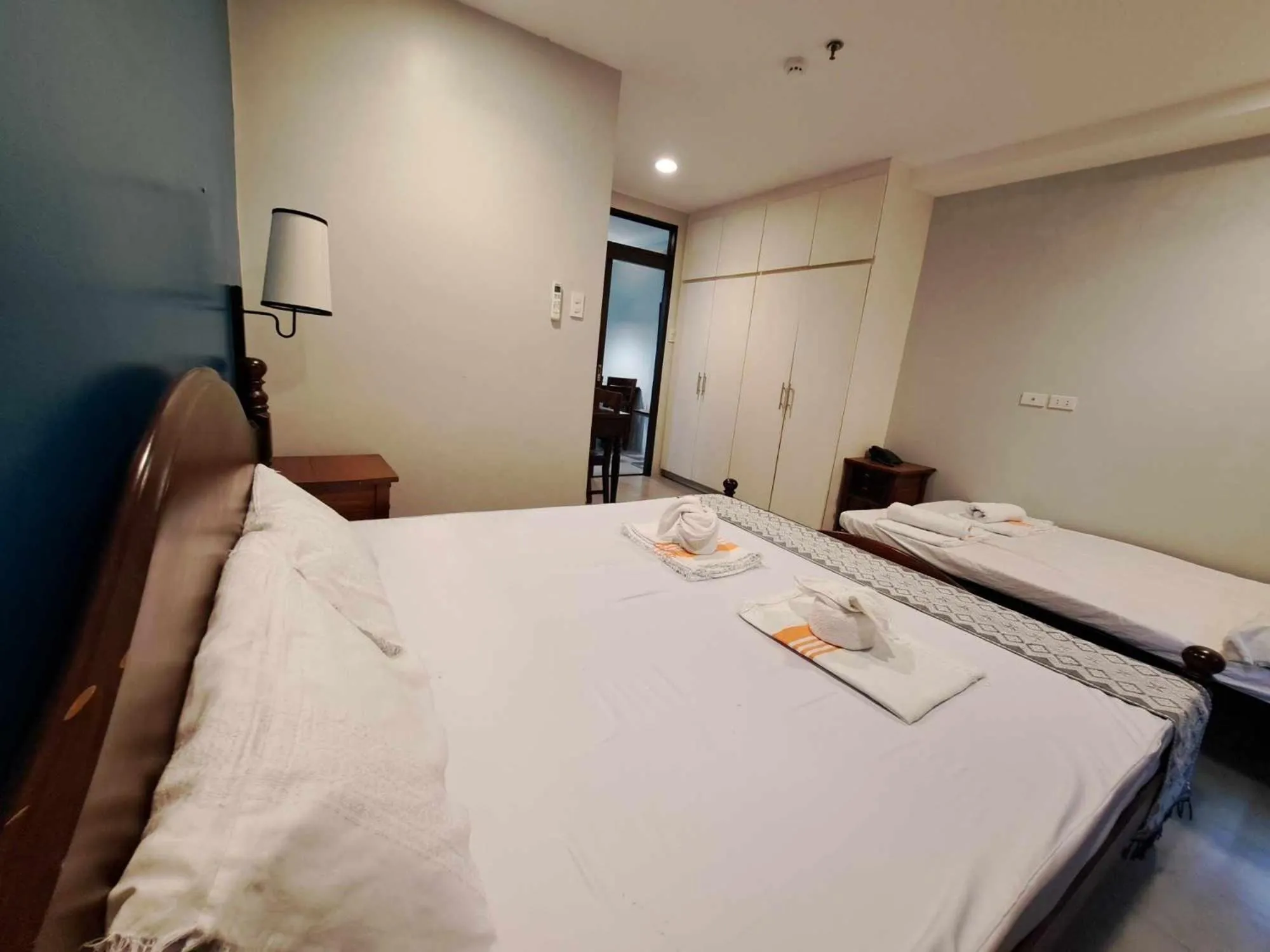 Bed in 2F Vivere Condo - Govantes Properties