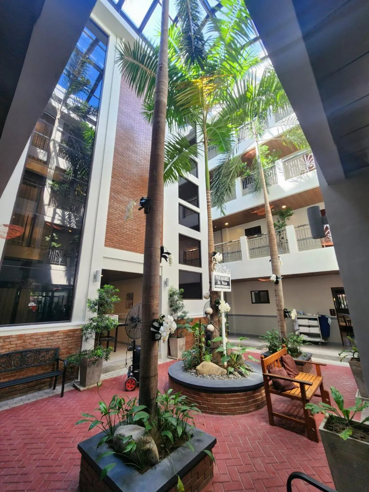 2F Vivere Condo - Govantes Properties