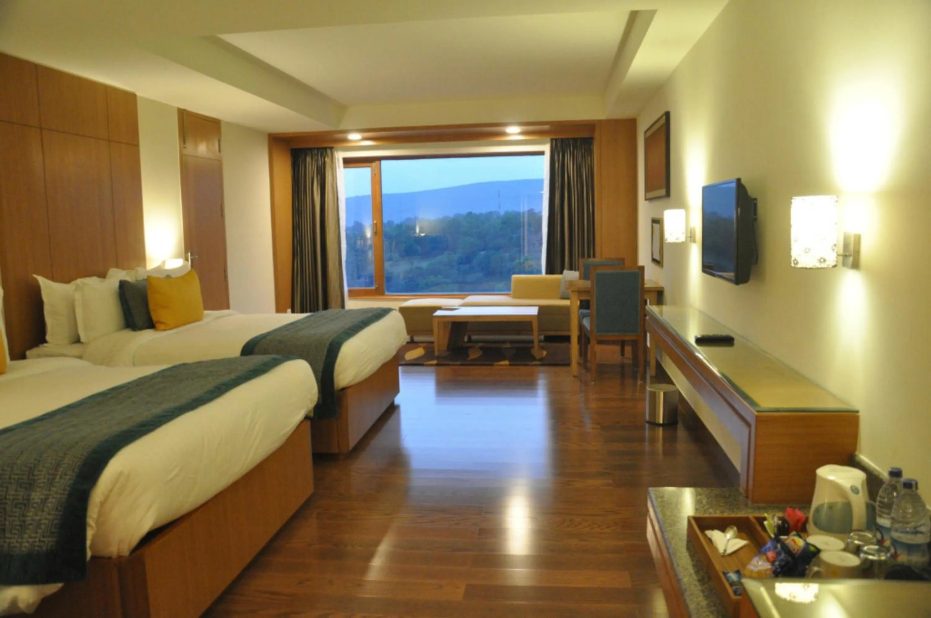 Photo of the whole room, Bed in Lemon Tree Hotel, Dehradun