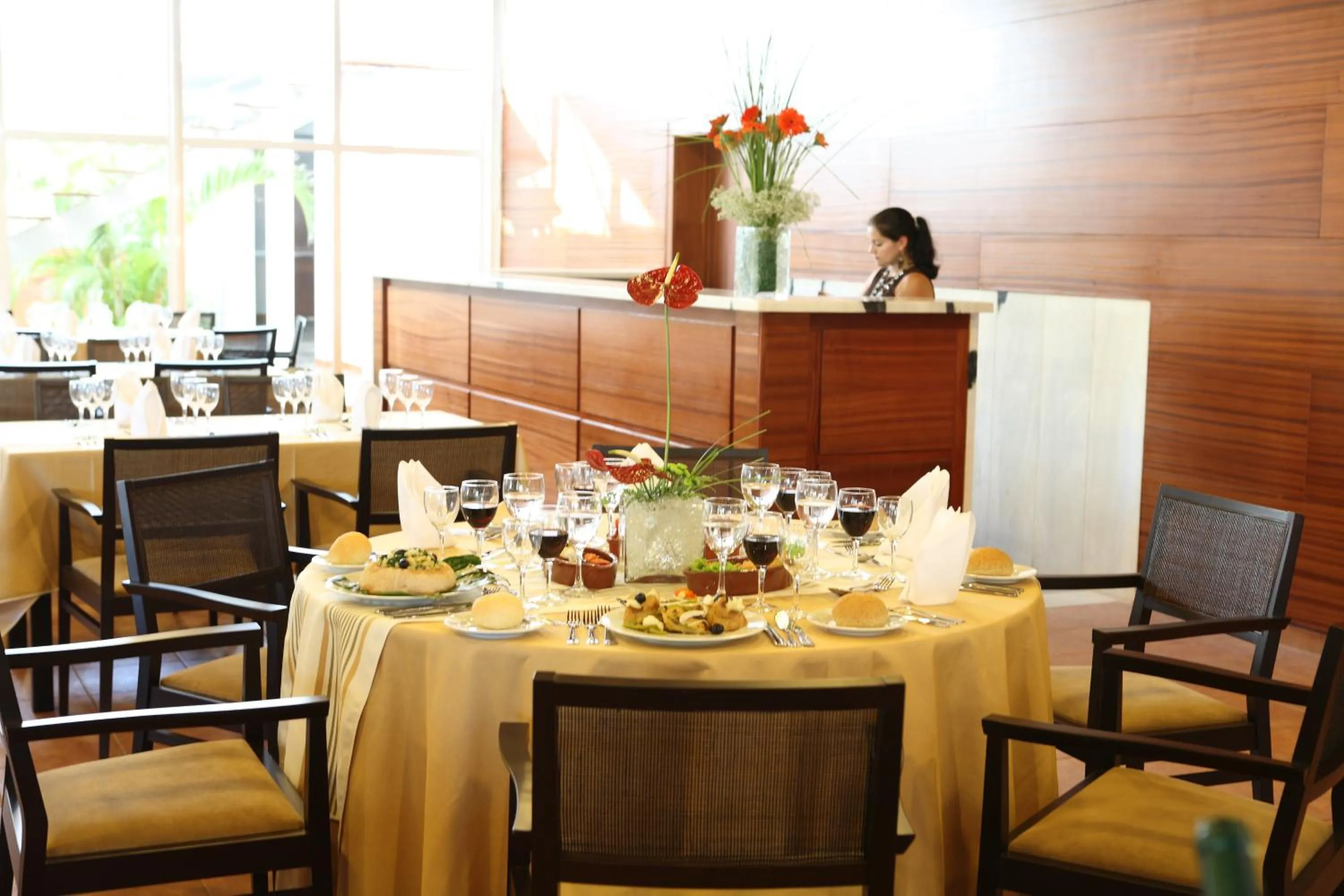 Restaurant/places to eat in Montebelo Indy Maputo Congress Hotel