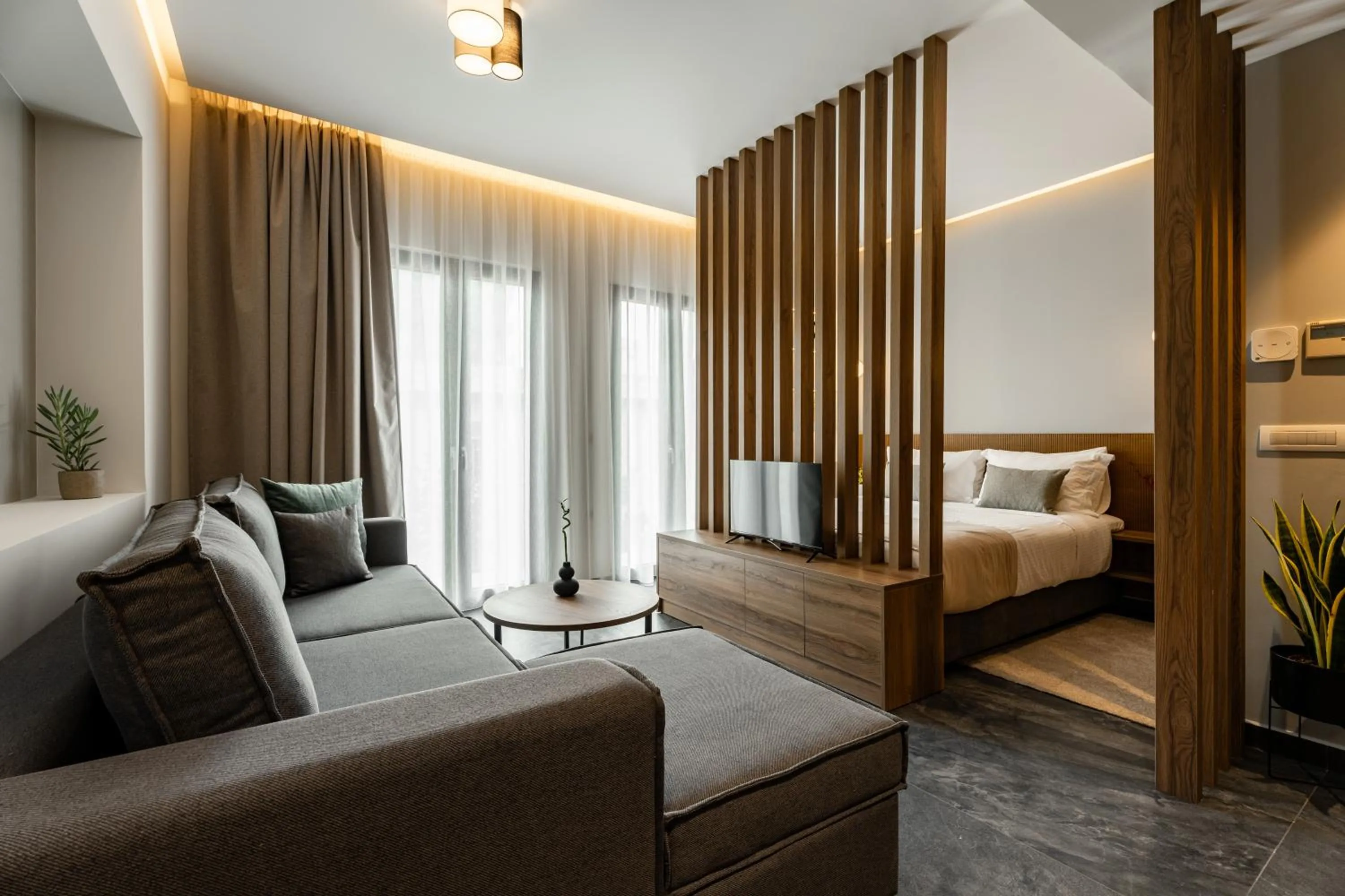 TV and multimedia, Bed in Omikron Luxury Residences by Semavί