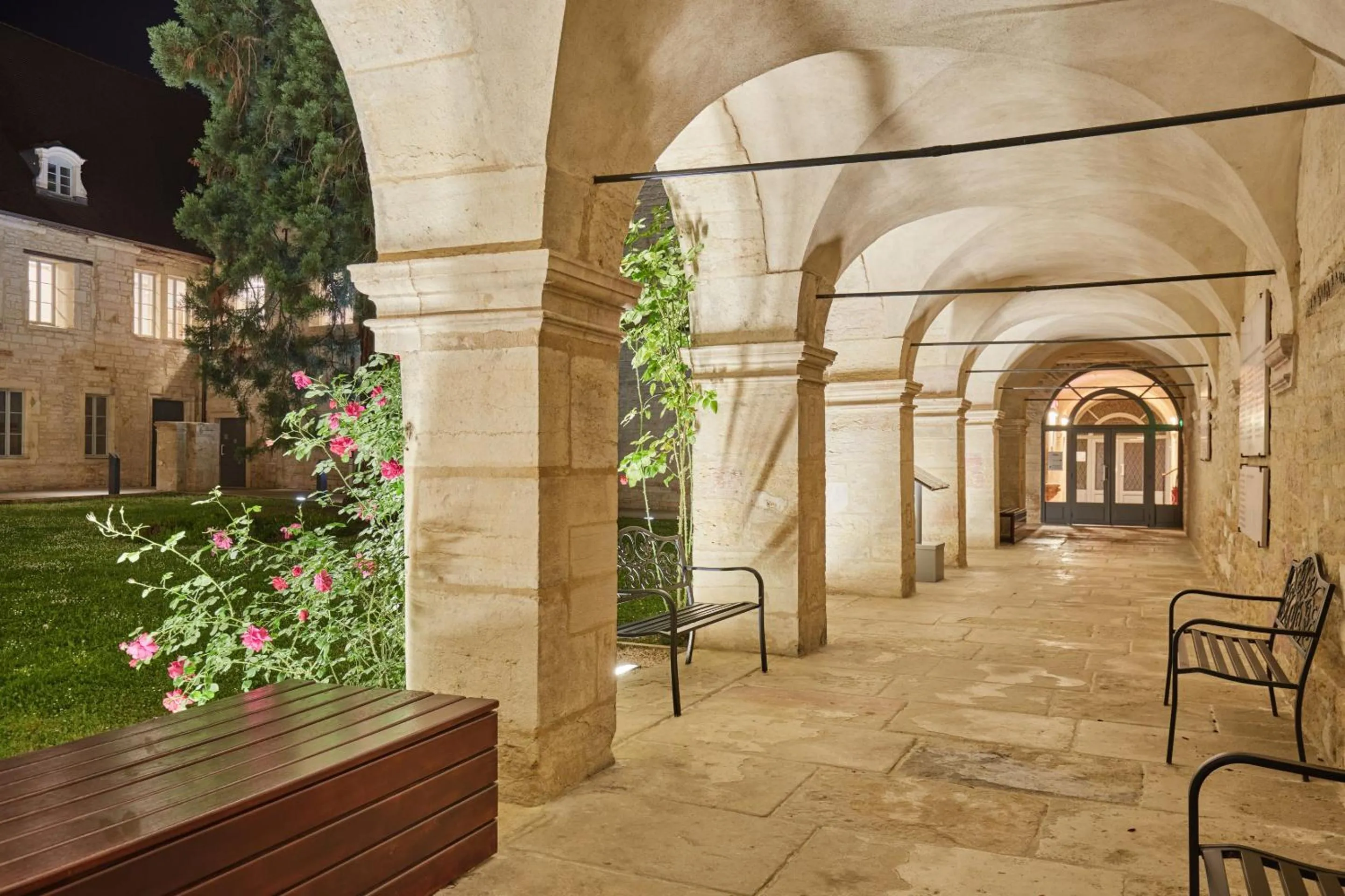 Property building in Appart'hôtel Odalys City - Dijon Centre Les Cordeliers