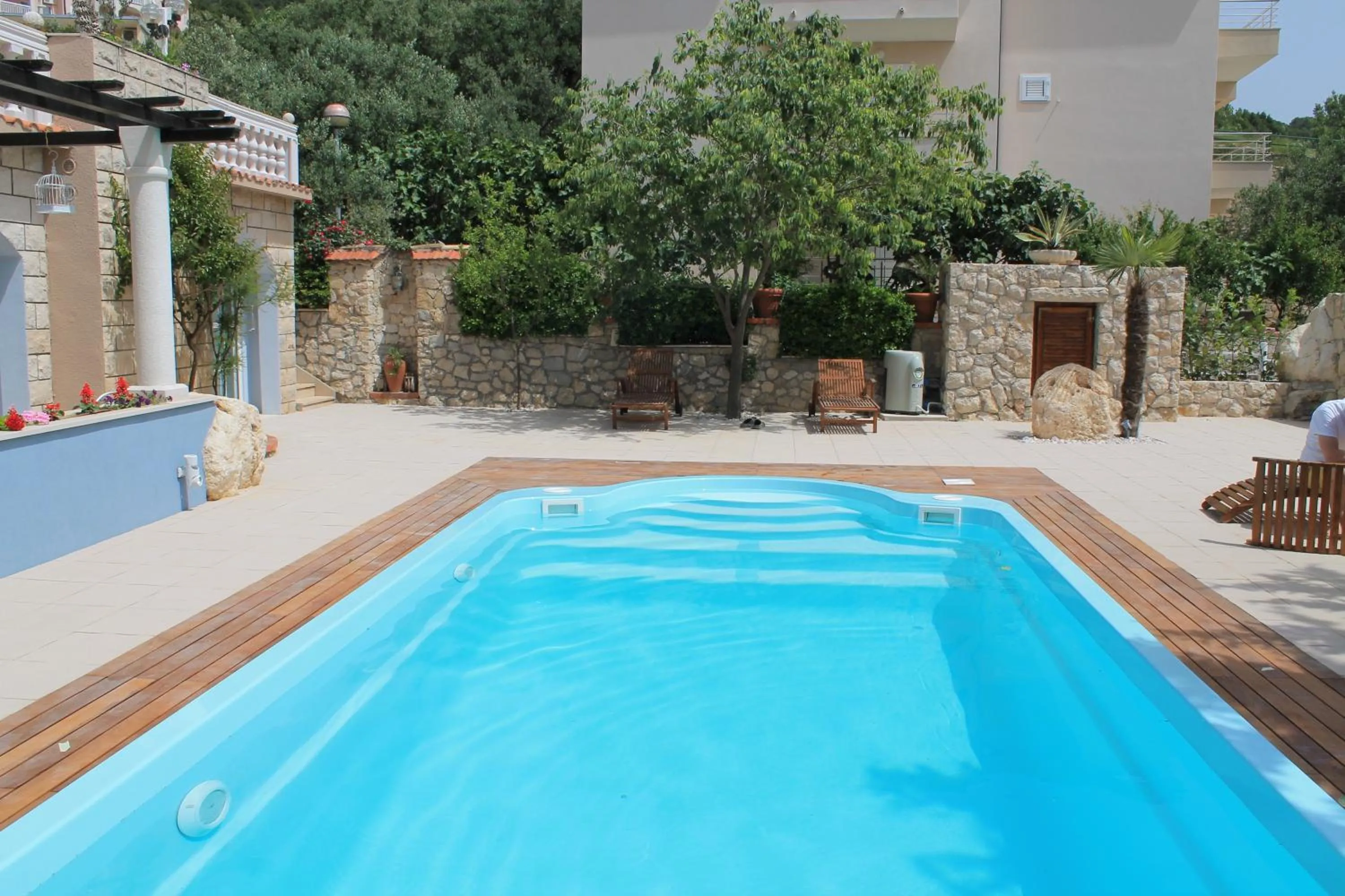 Swimming pool in Villa Bougenvilia Tomas