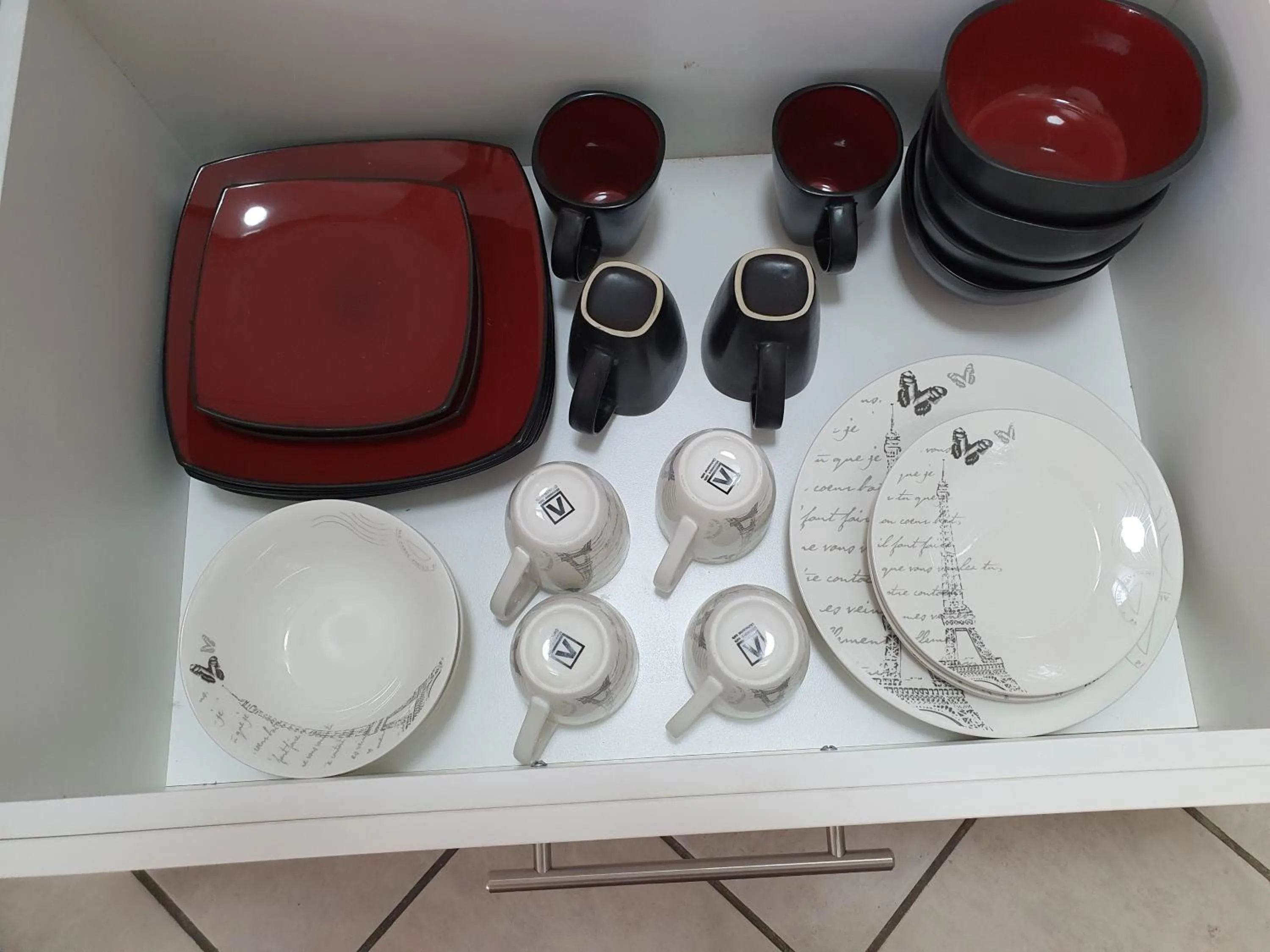 Kitchen or kitchenette in Sunnyridge Lodge