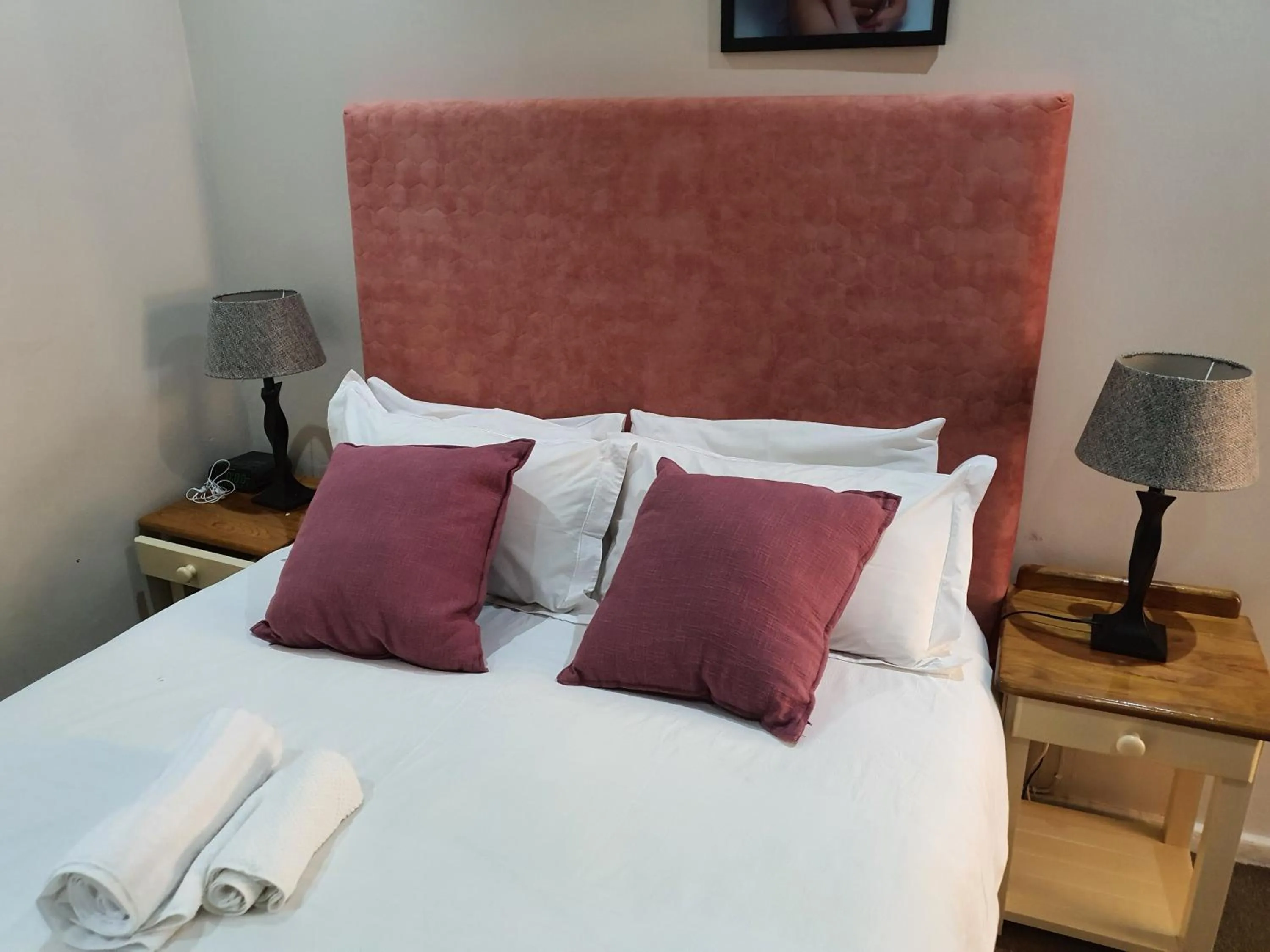 Bed in Sunnyridge Lodge