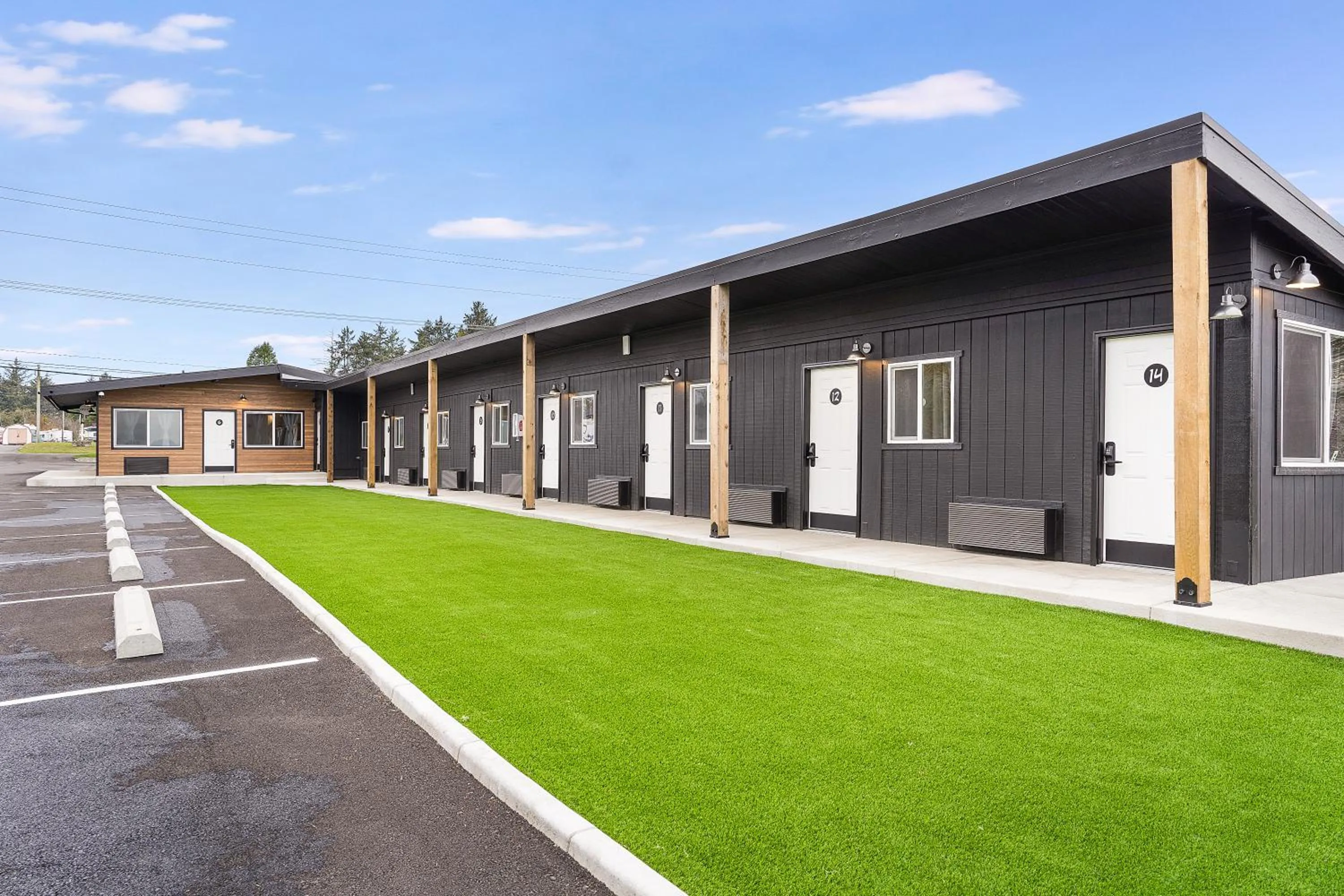 Property building in South Bay Inn