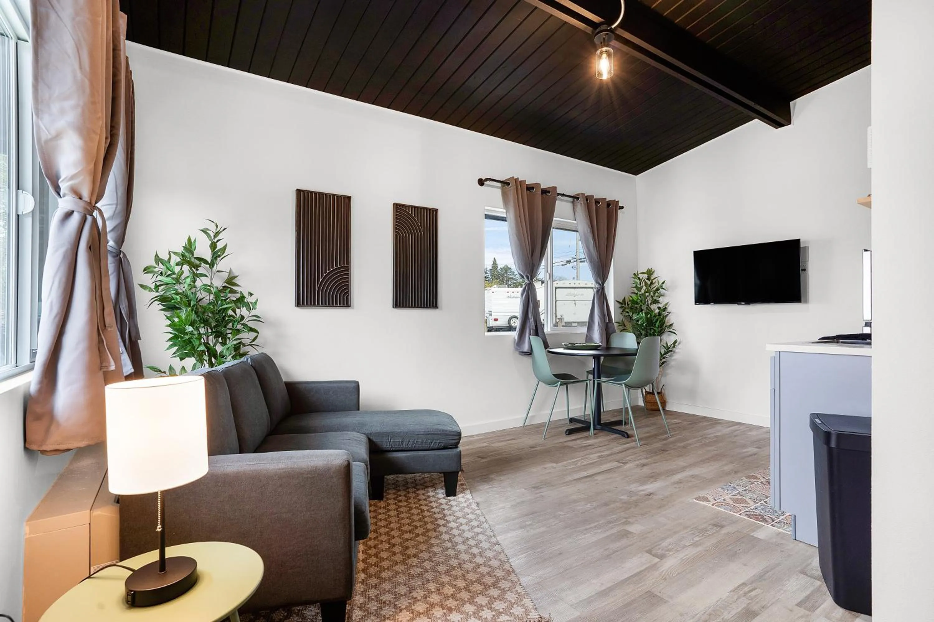 Seating area in South Bay Inn