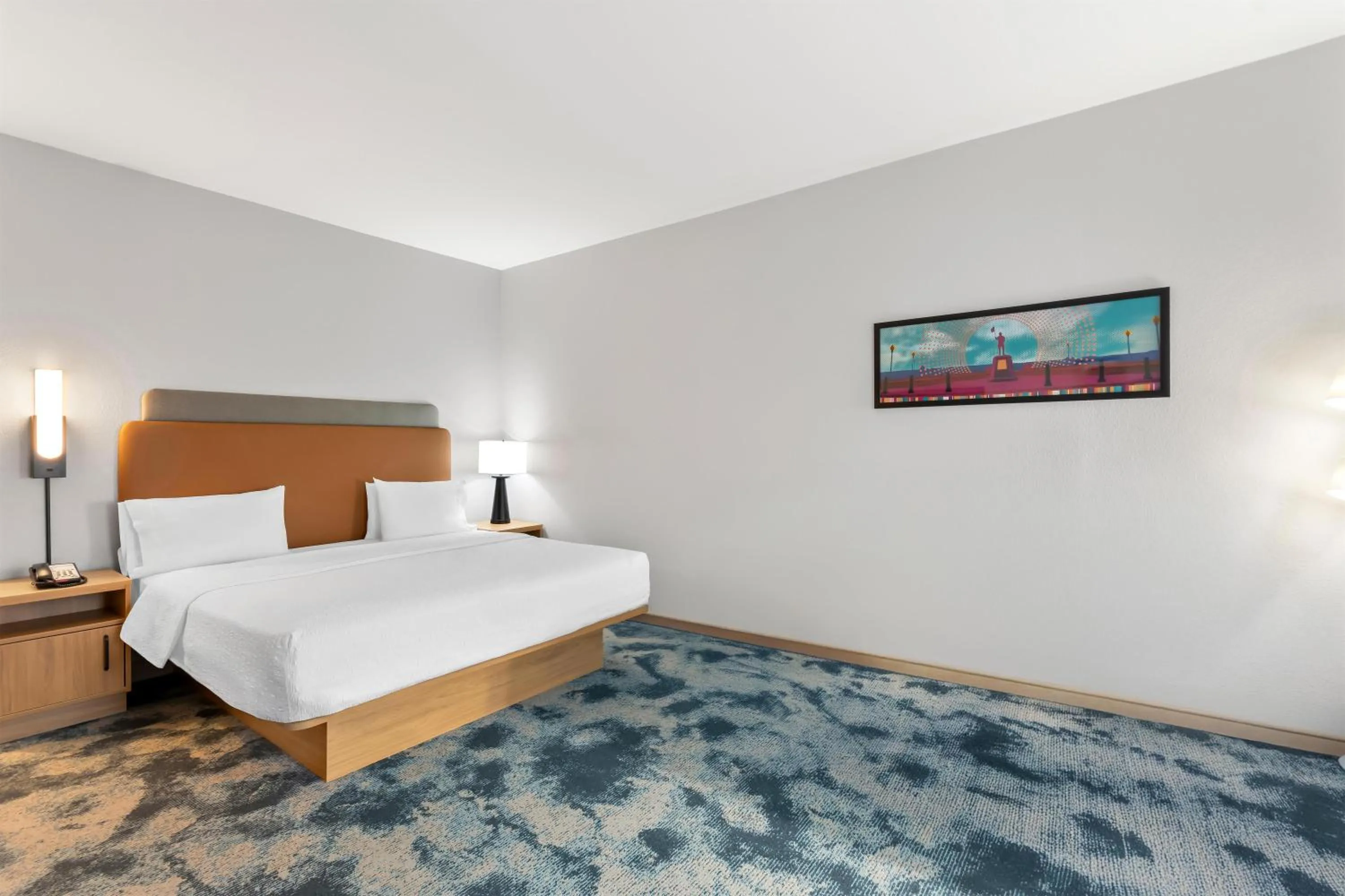 Bedroom, Bed in Hampton Inn & Suites Pensacola/I-10 Pine Forest Road