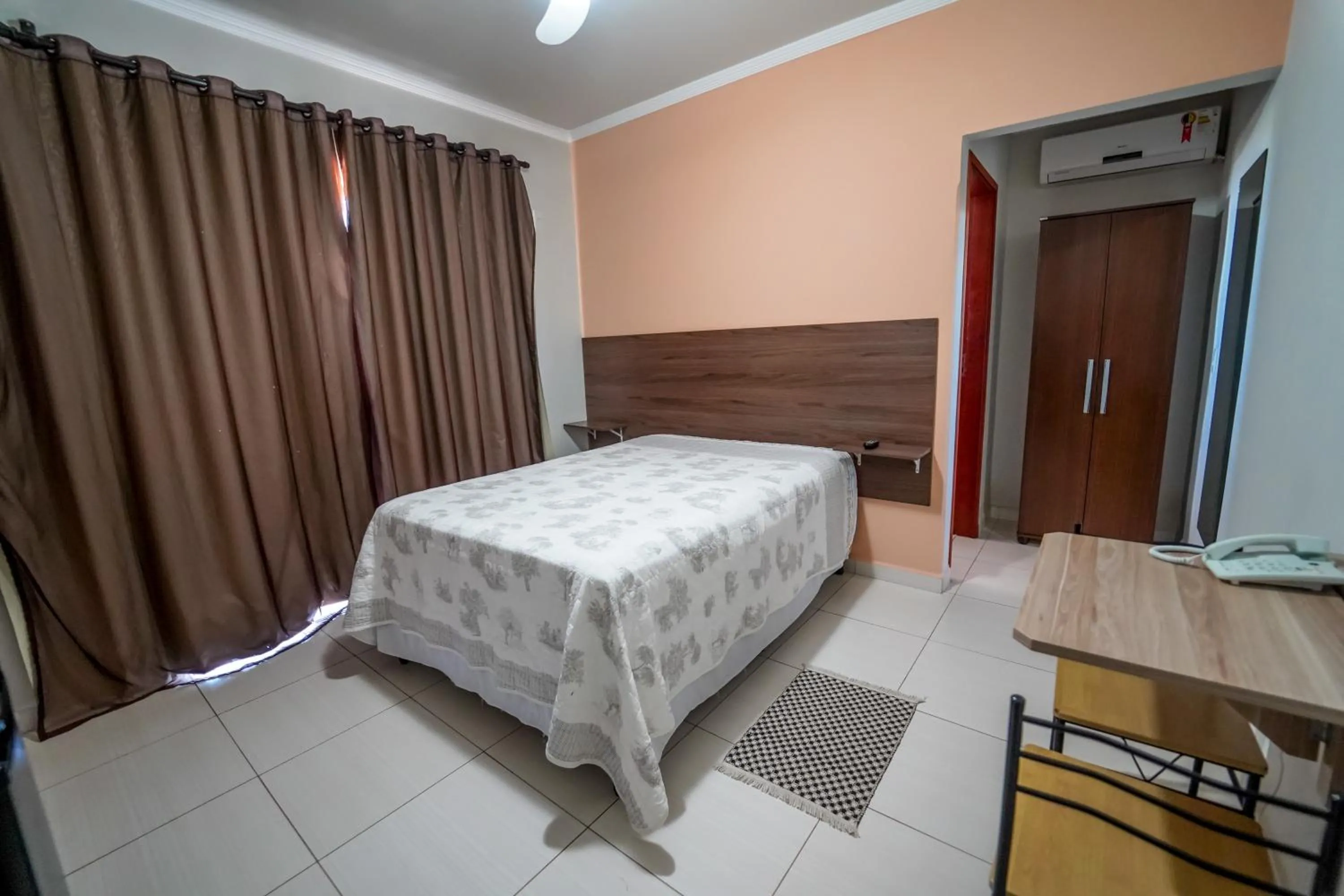 Photo of the whole room, Bed in Hotel Tadini