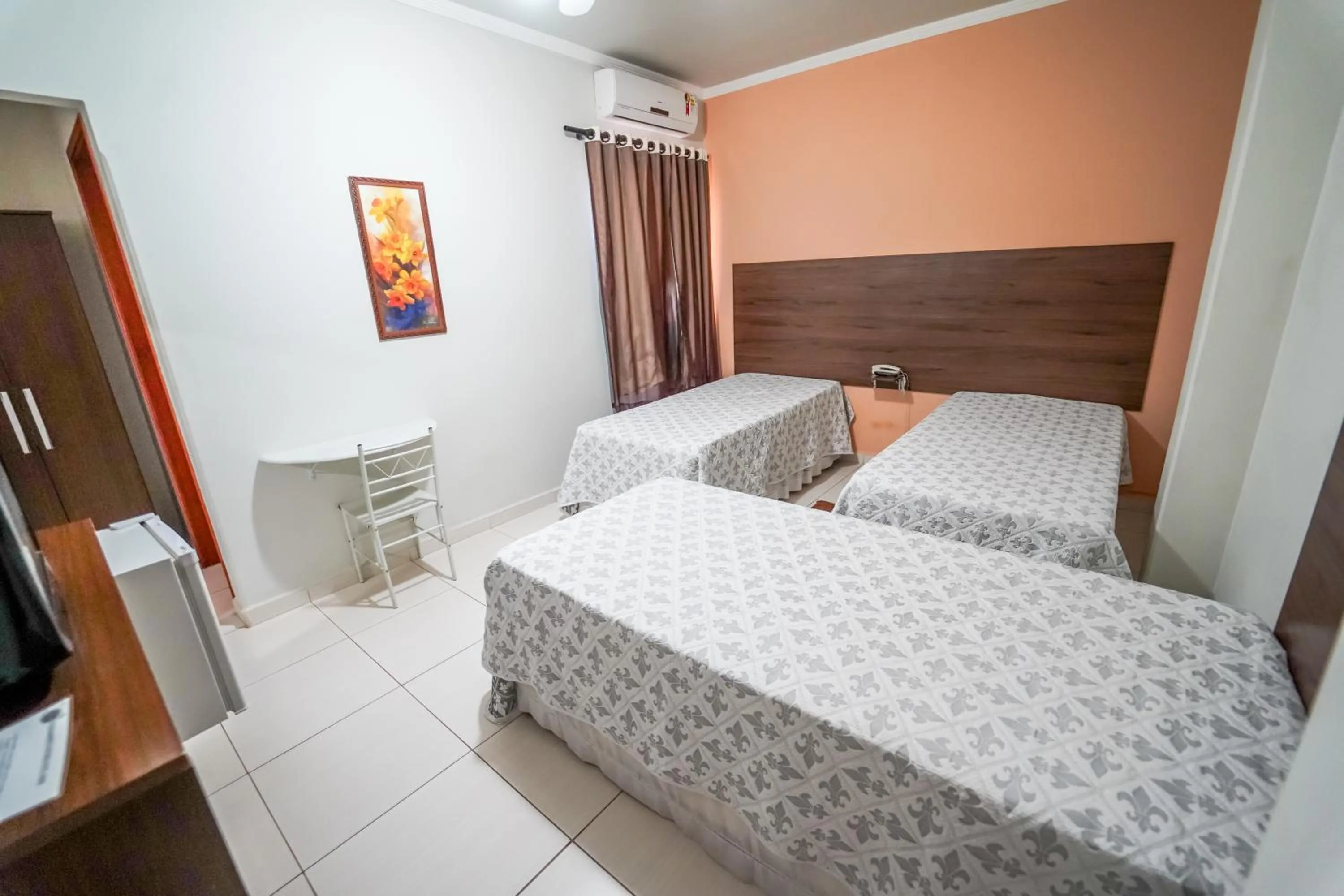 Bed in Hotel Tadini