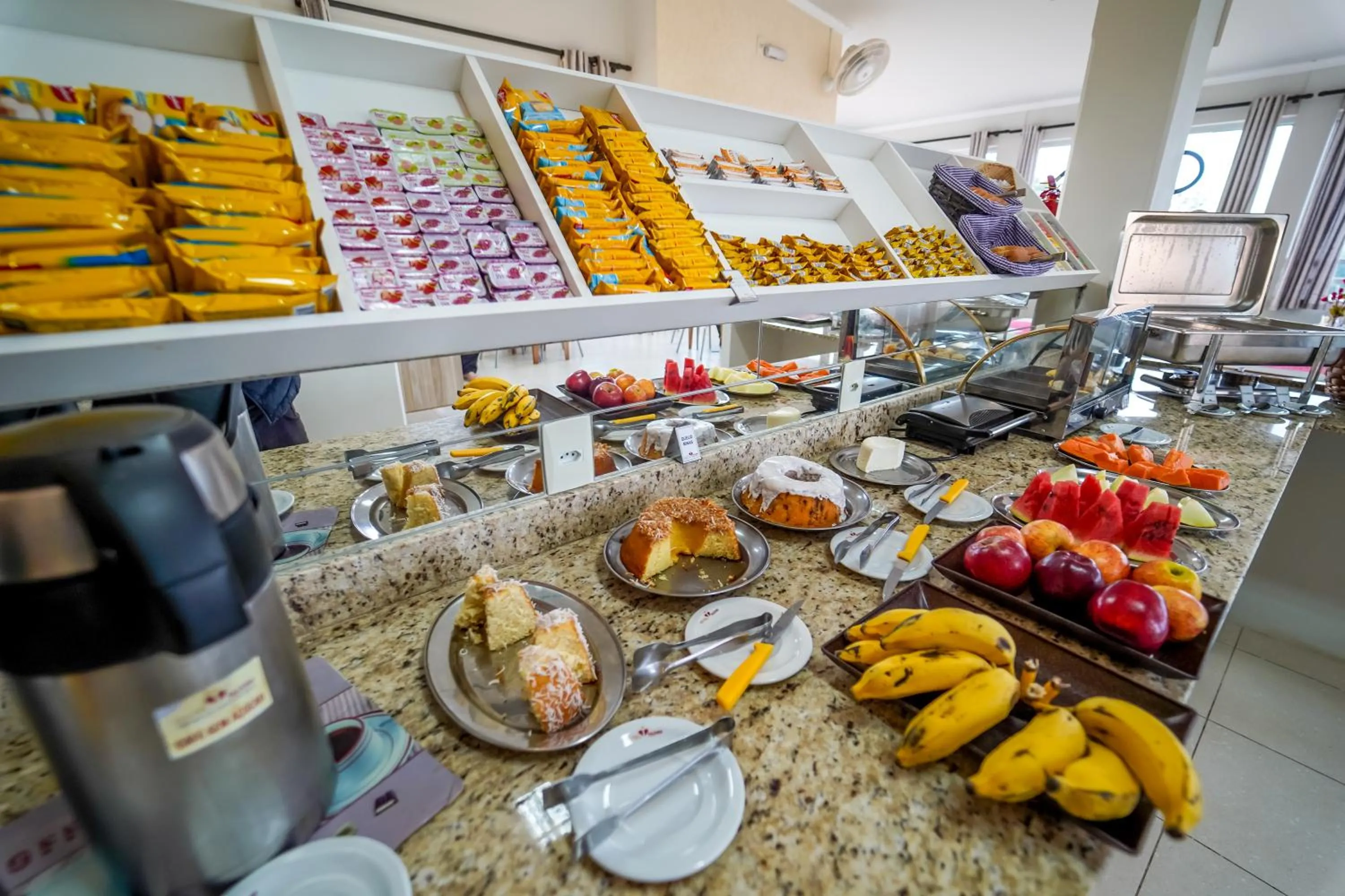 Breakfast in Hotel Tadini