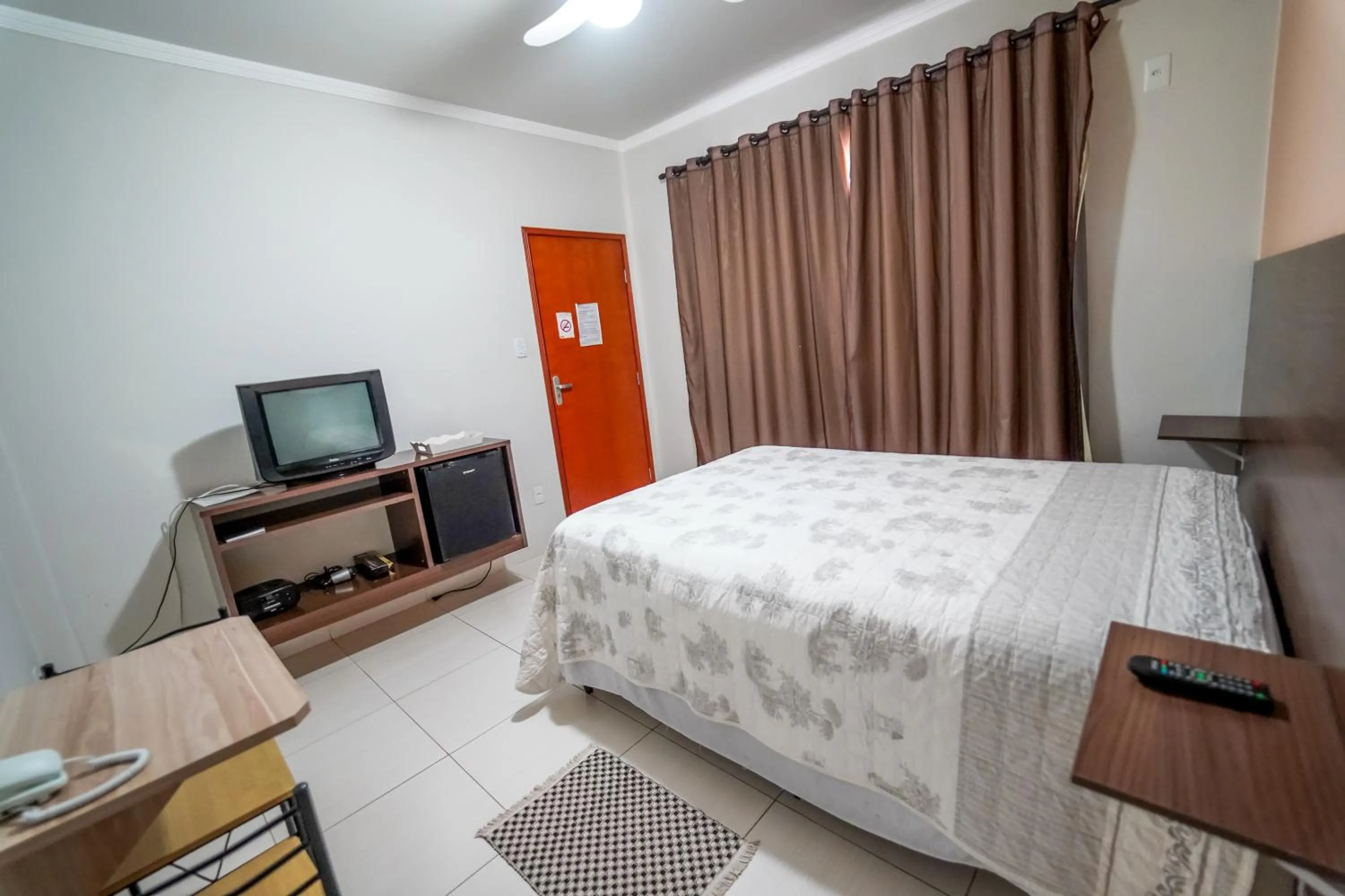Bed in Hotel Tadini