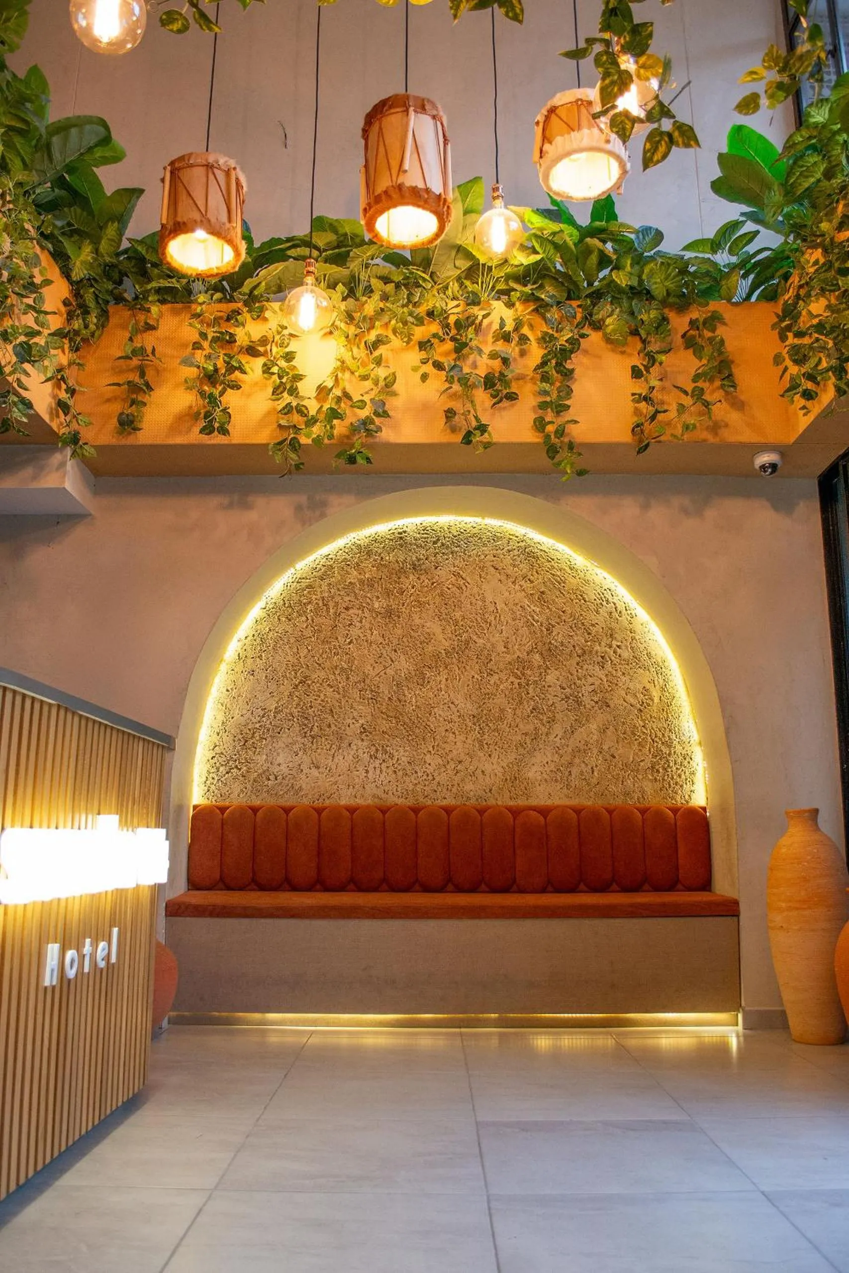 Sonata 44 Hotel Laureles