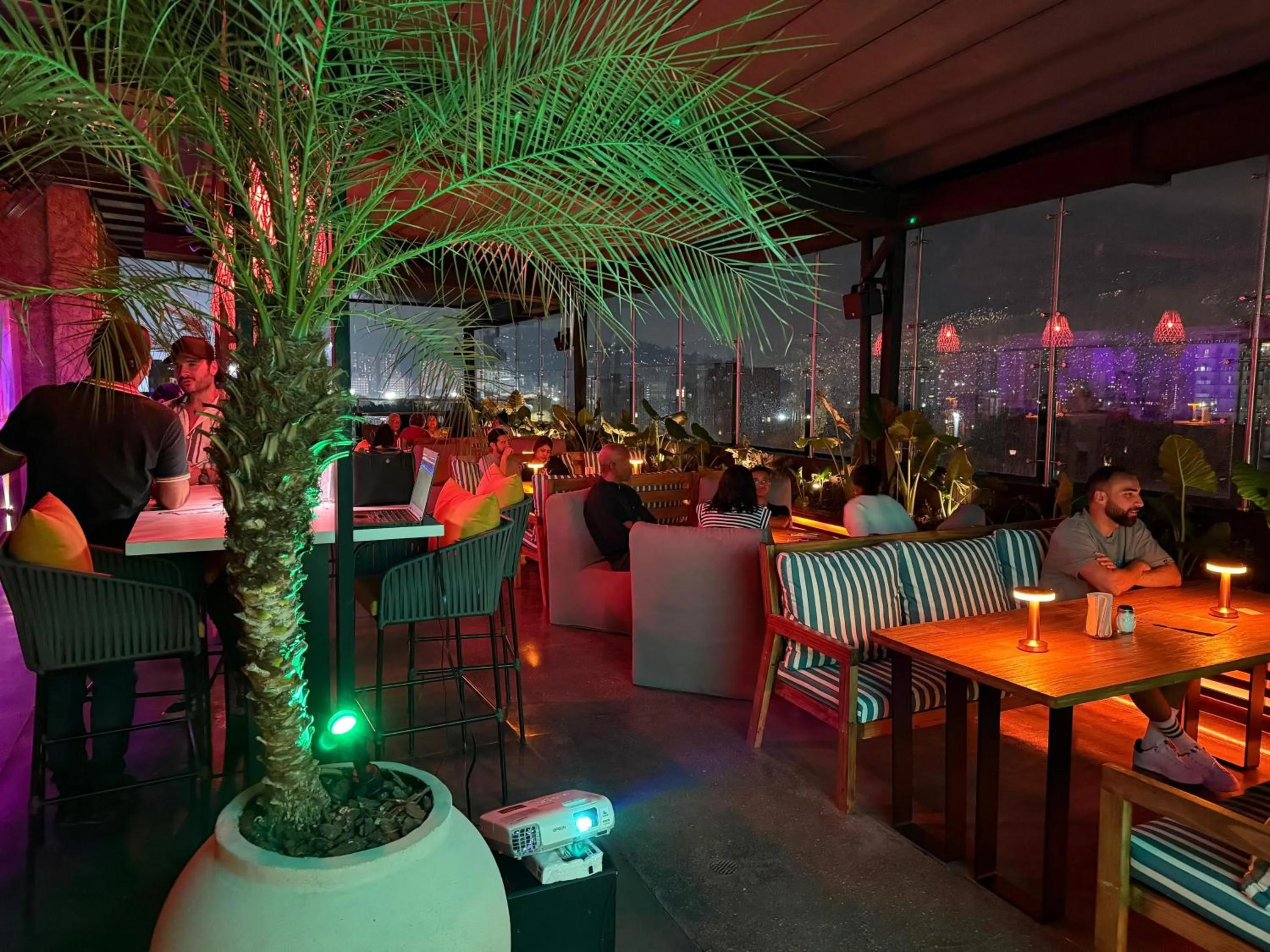 Sonata 44 Hotel Laureles