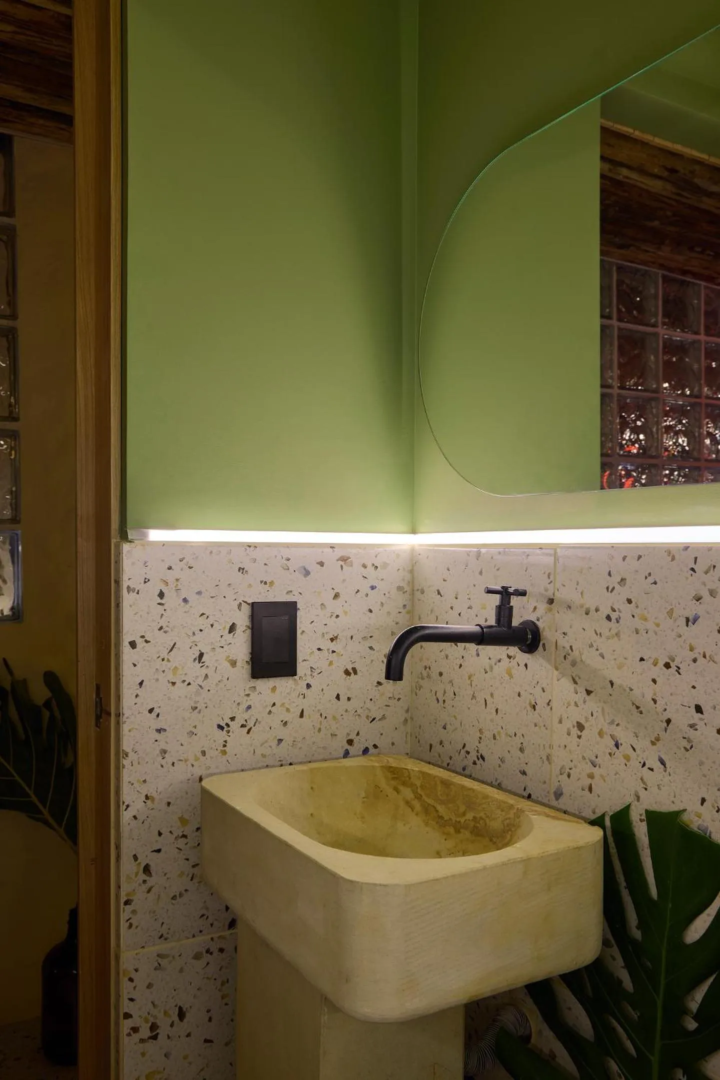 Sonata 44 Hotel Laureles