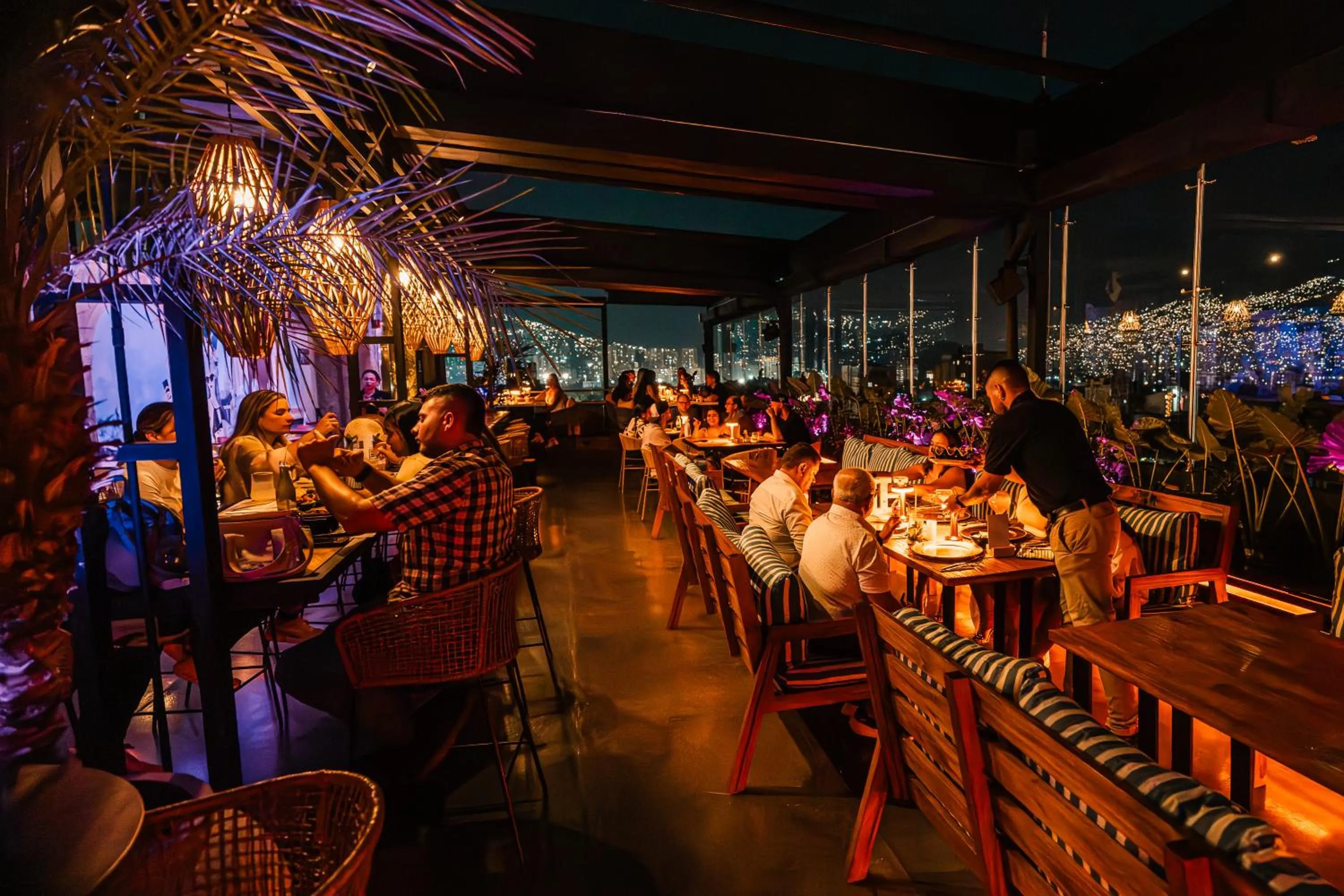 Sonata 44 Hotel Laureles