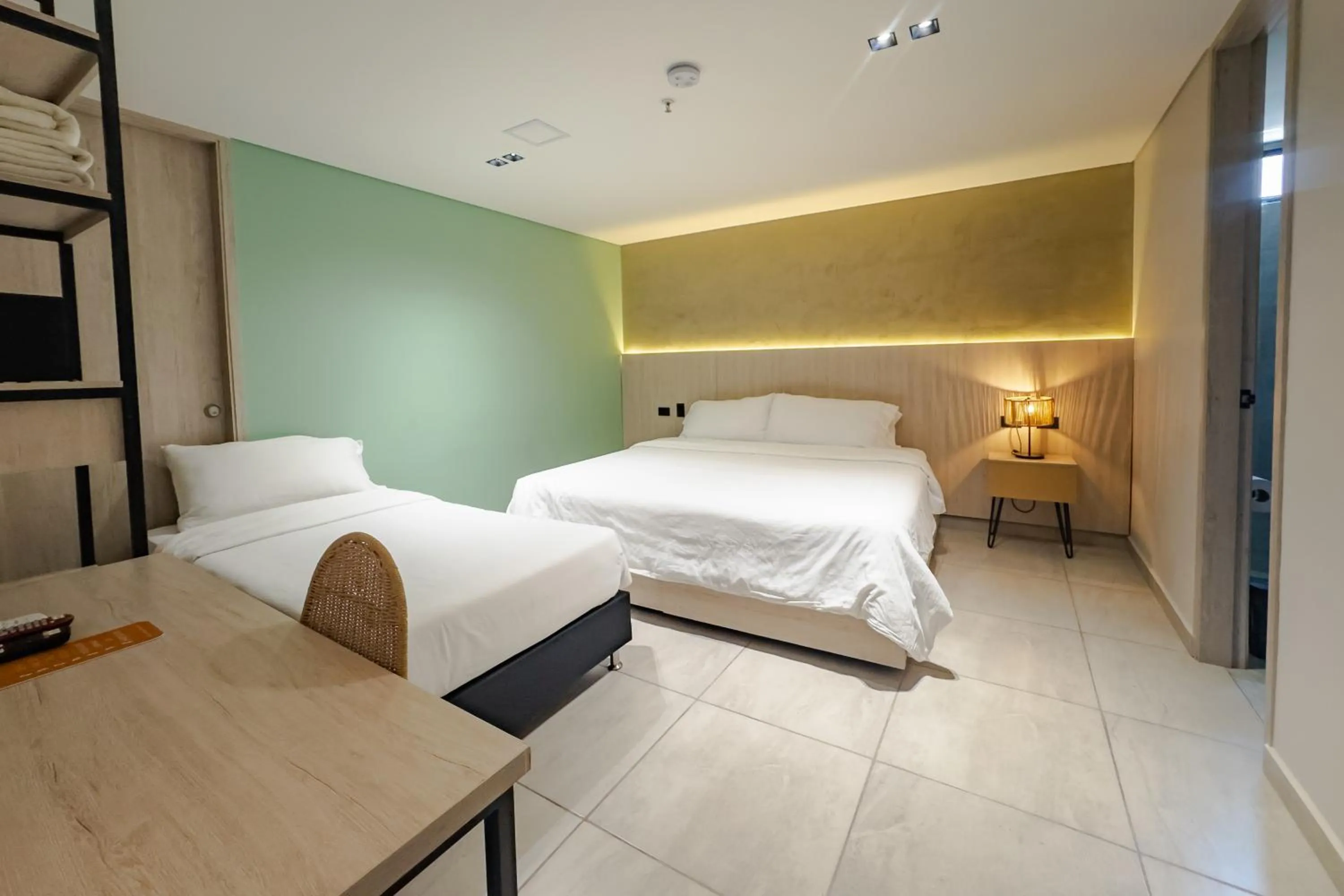 Photo of the whole room, Bed in Sonata 44 Hotel Laureles