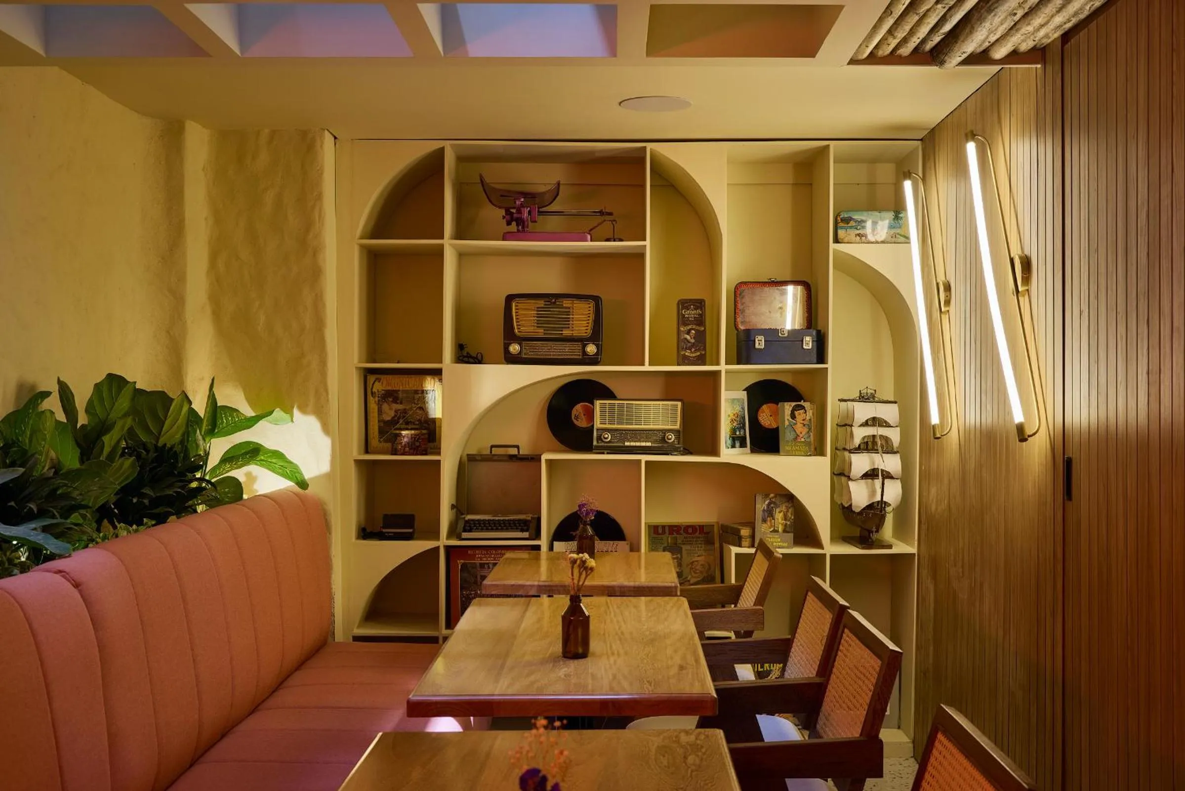 Sonata 44 Hotel Laureles