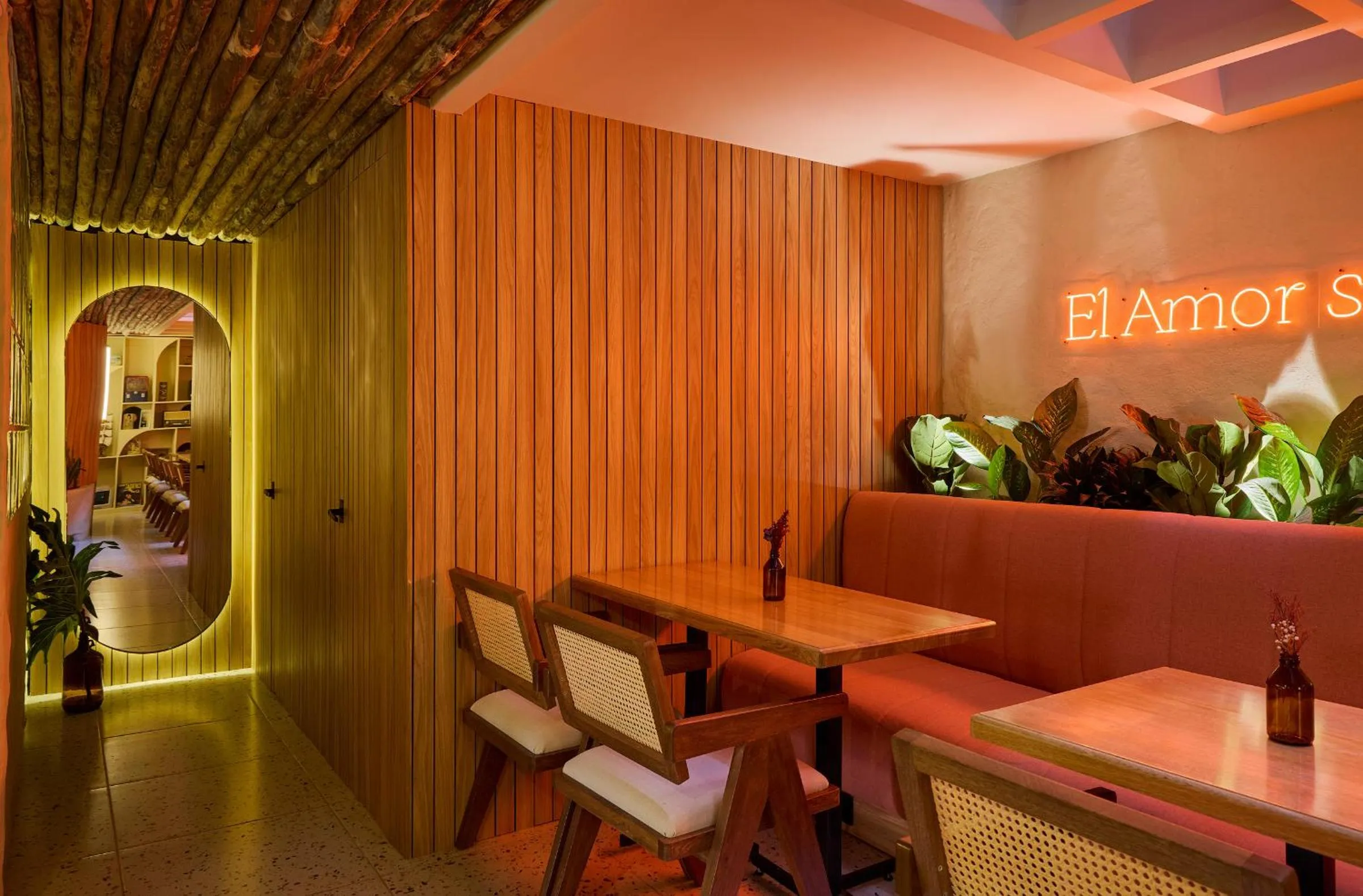 Sonata 44 Hotel Laureles