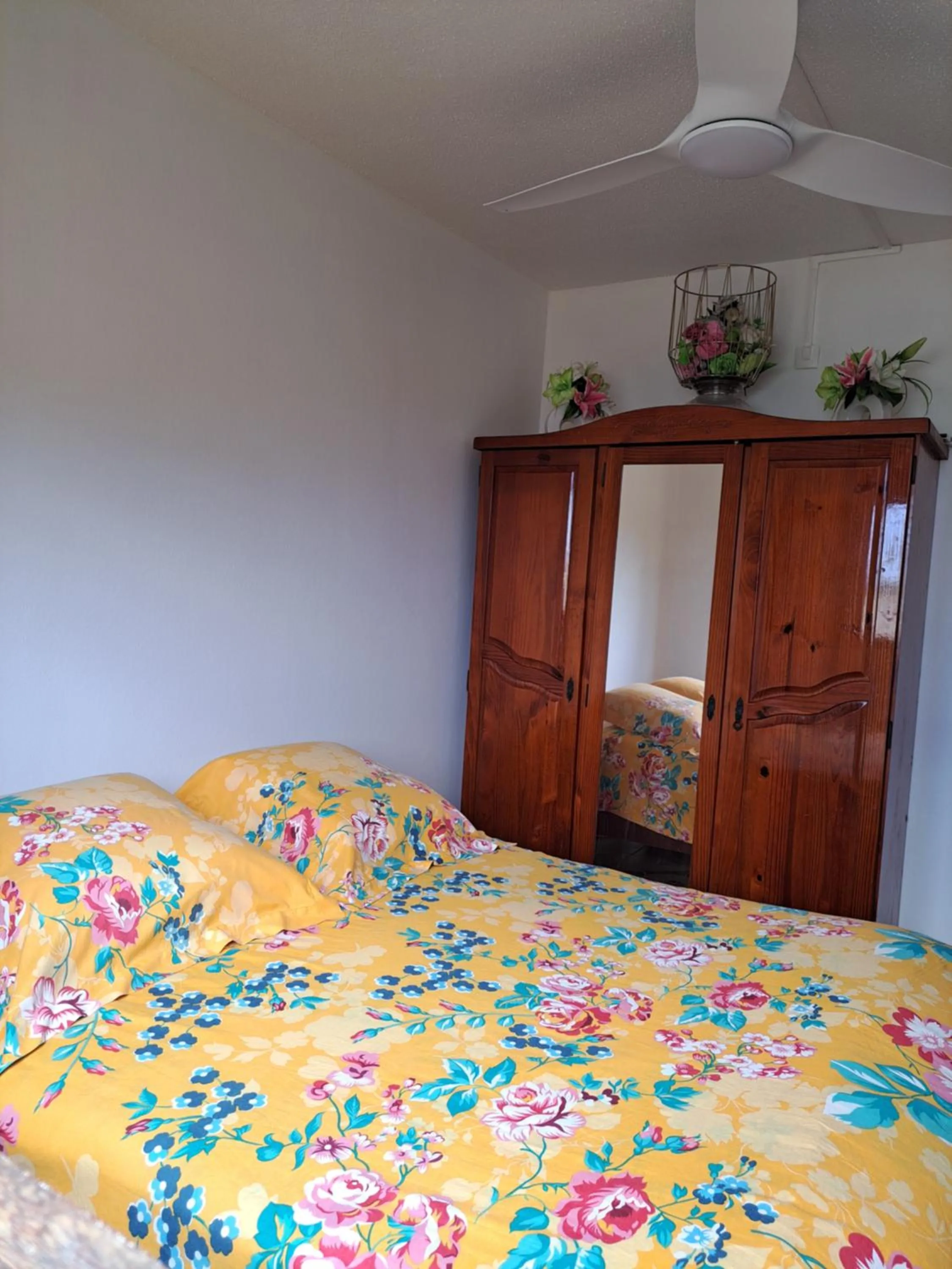 Bed in KANALU BEACH APPATEMENT