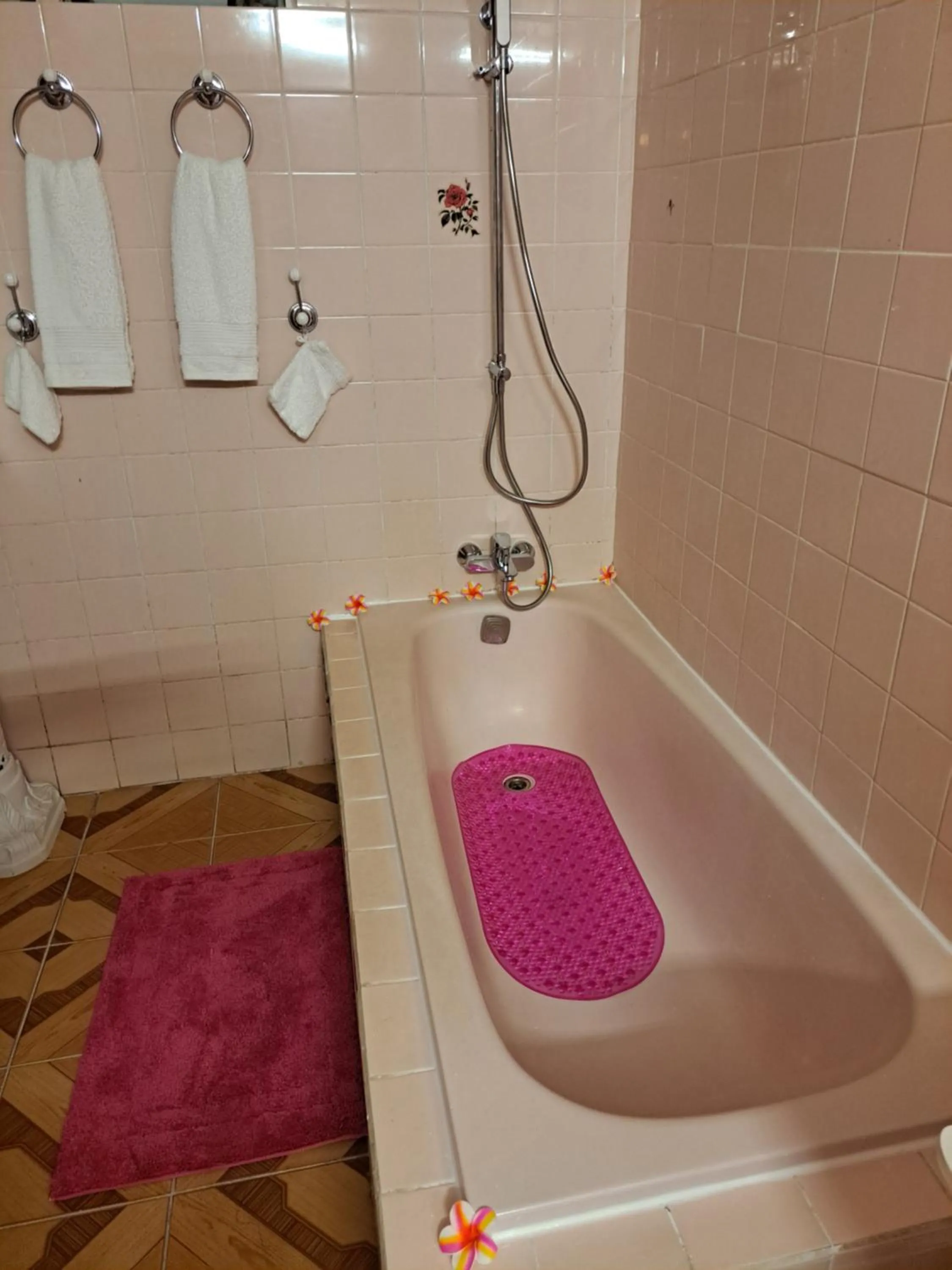 Bathroom in KANALU BEACH APPATEMENT