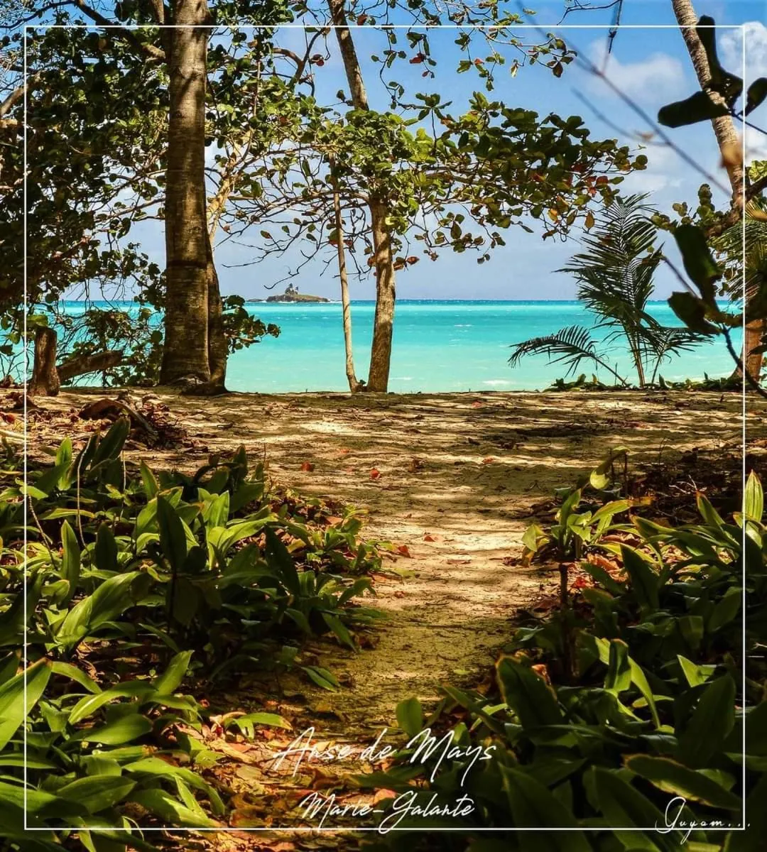 KANALU BEACH APPATEMENT