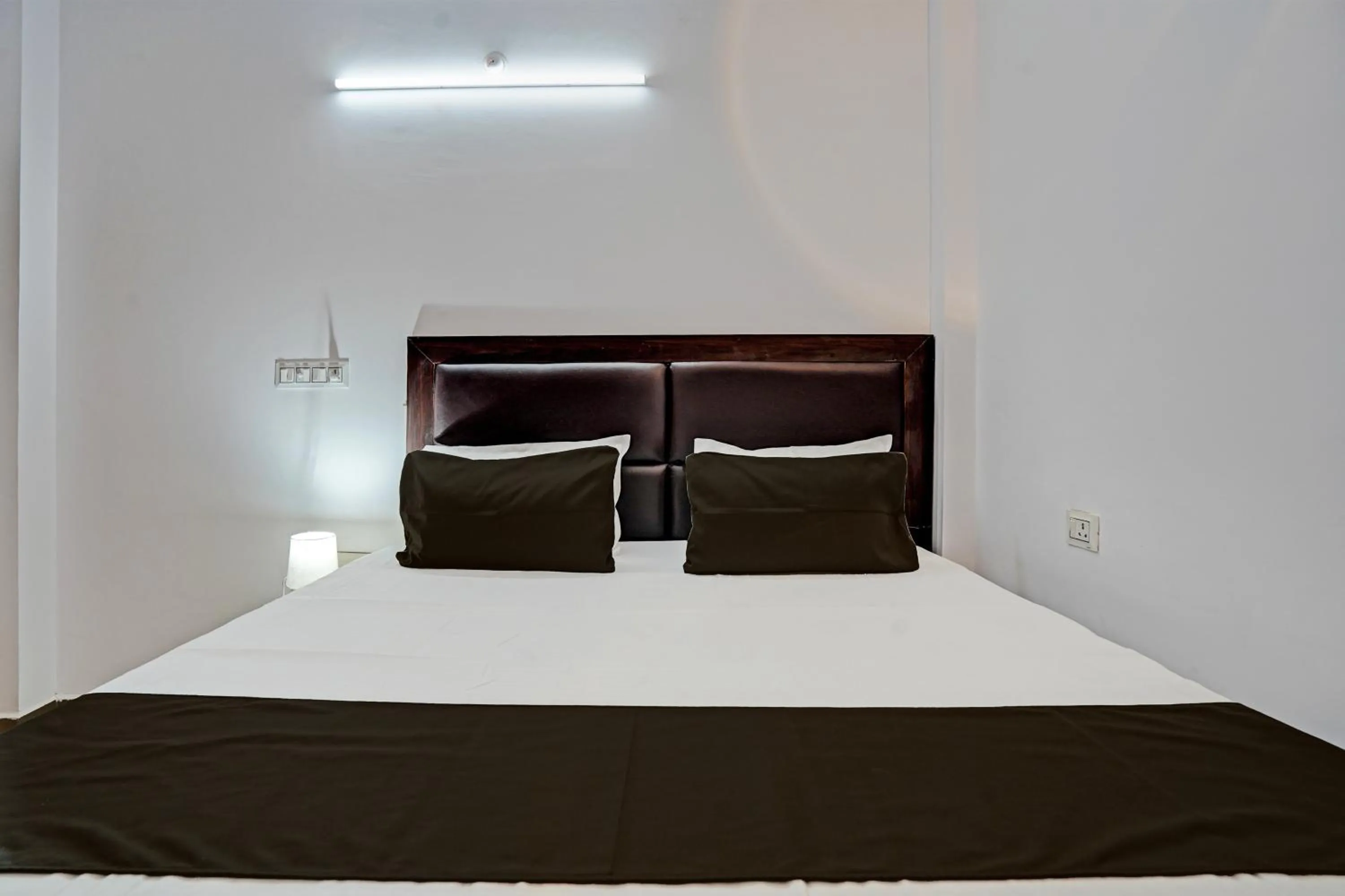 Deluxe Triple Room - single occupancy in Hotel O RR Palace