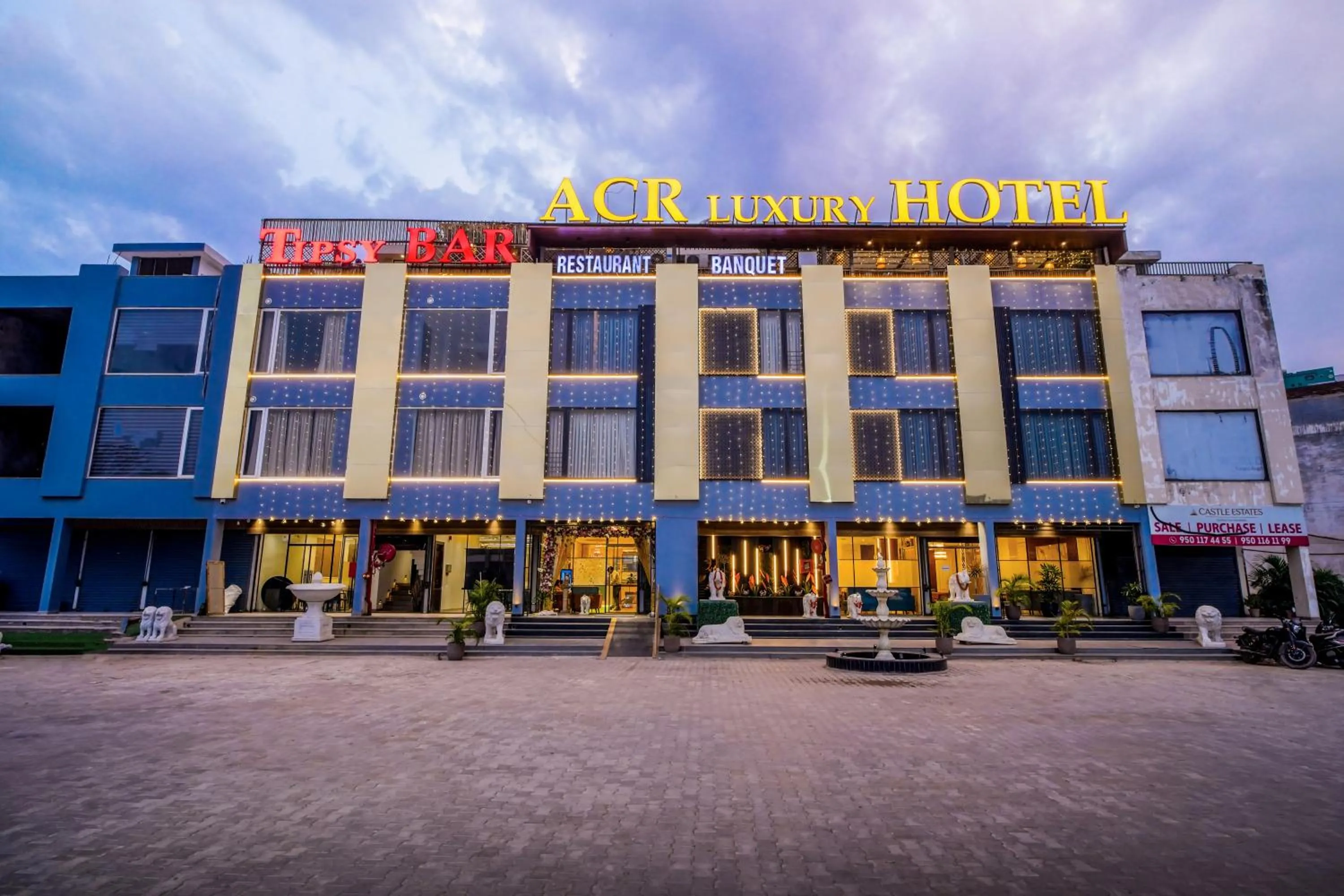 ACR Luxury Hotel