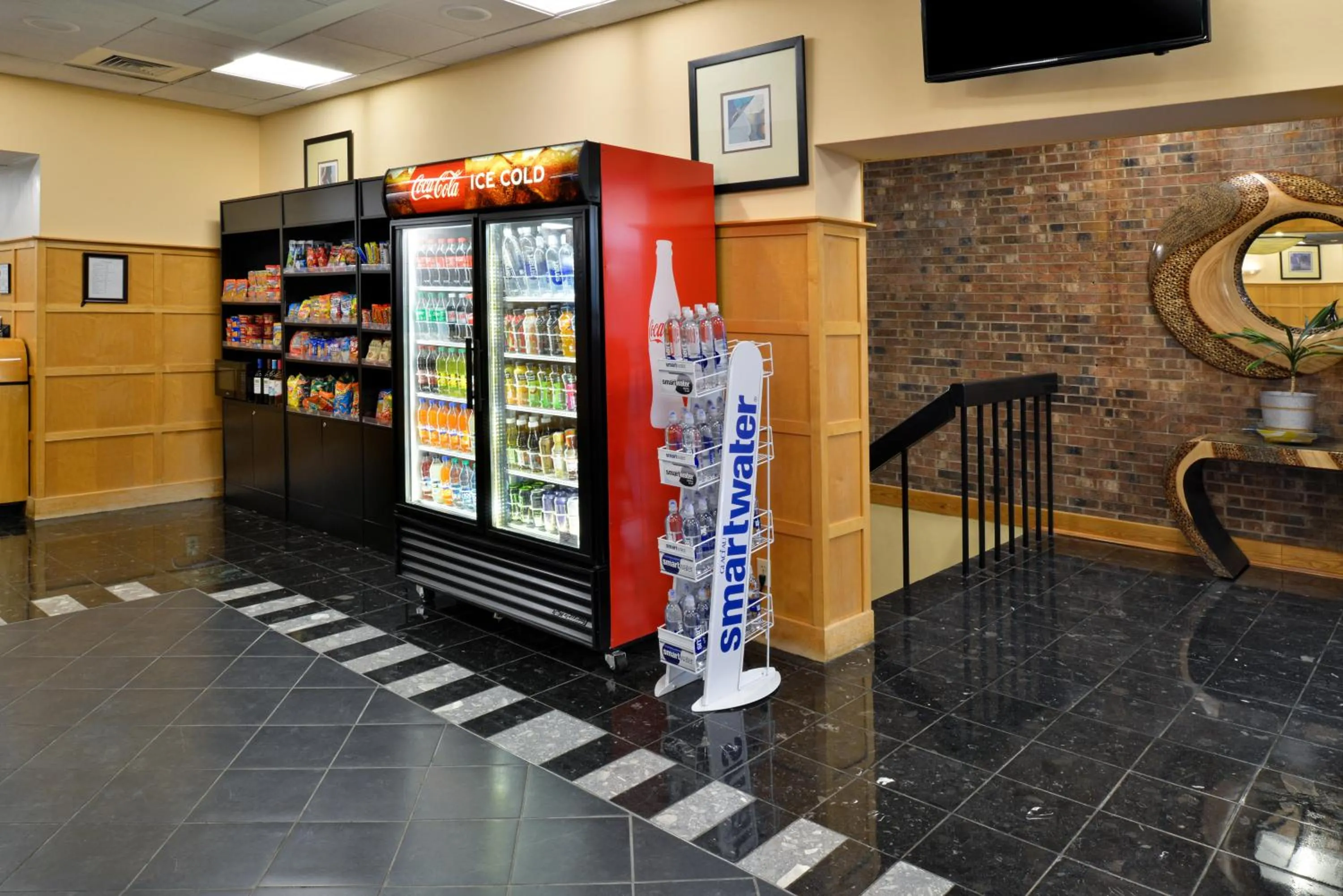 Shopping Area in Hawthorne Inn & Conference Center